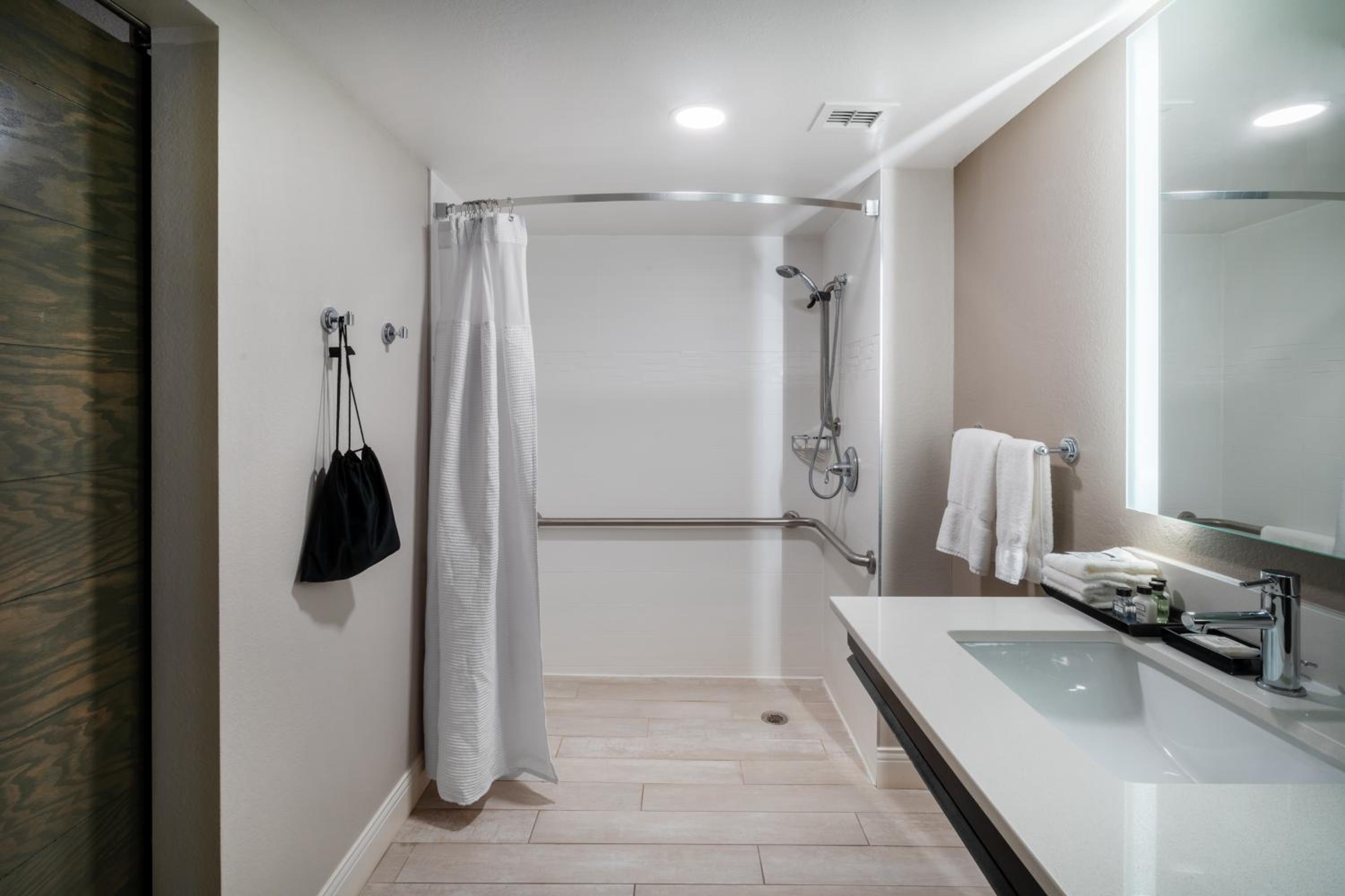 Standard Room - Photo 2
