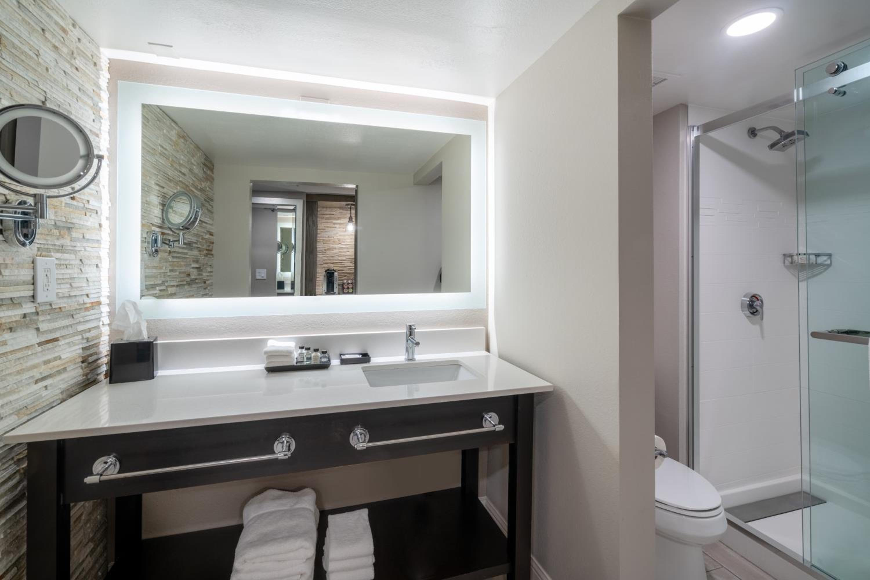 Standard Room - Photo 4