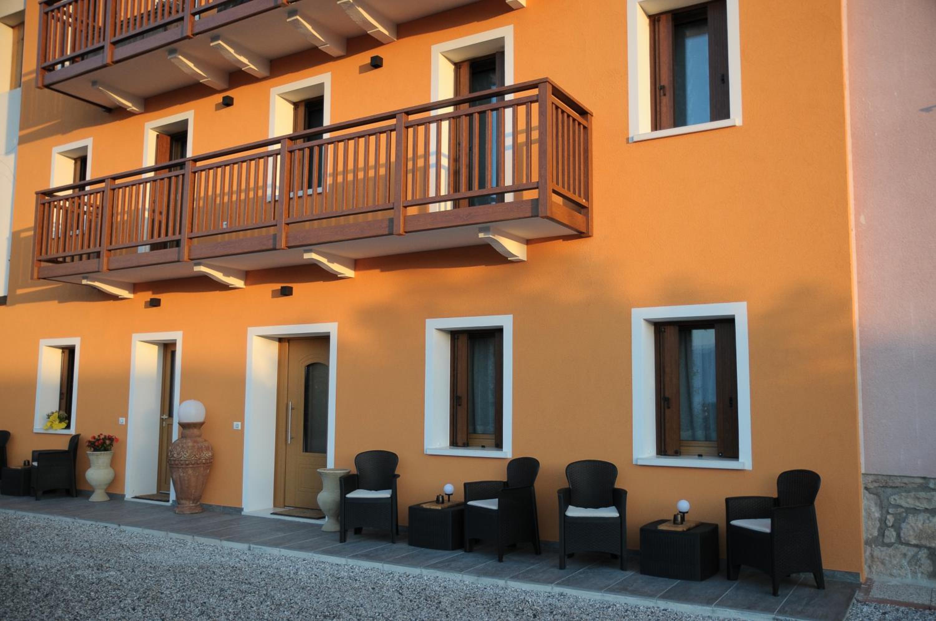 Apartment - Ground Floor photo 3