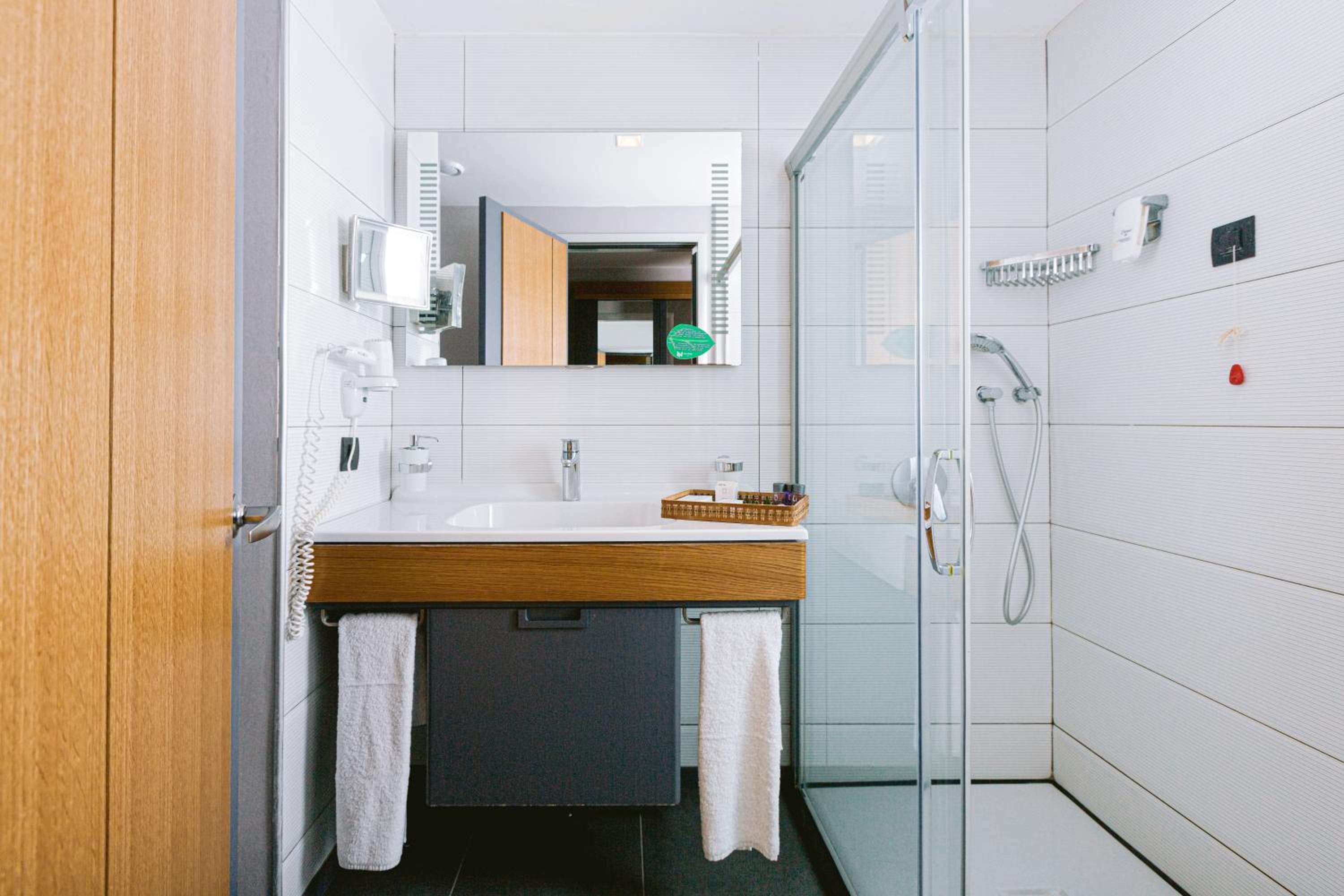 Premium Double Room - Photo 2