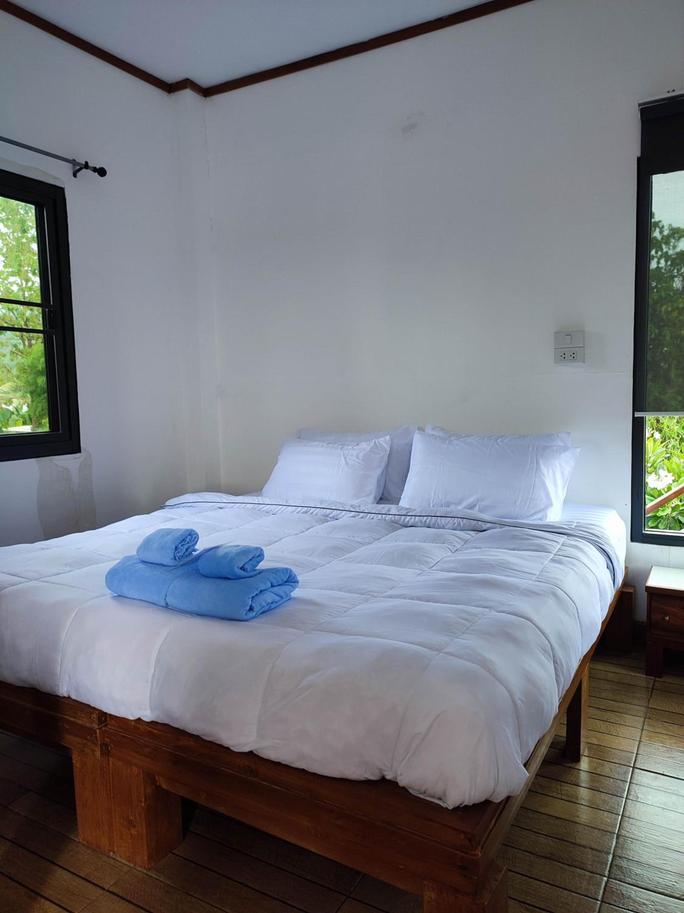 Junior Suite with Mountain View - Photo 1