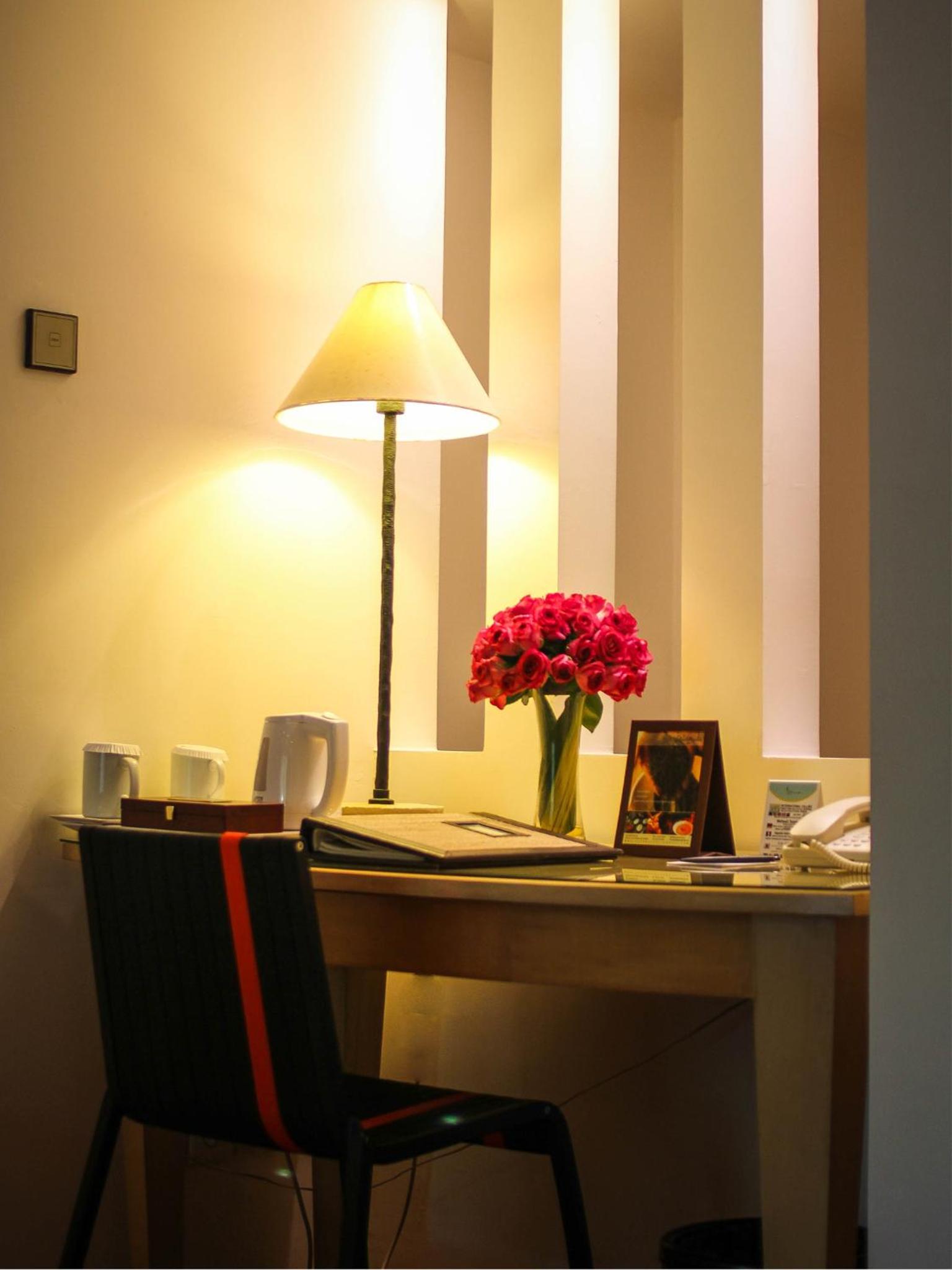 Super Deluxe Room with Free Airport Transfer — the supplier's photographs — photo 2