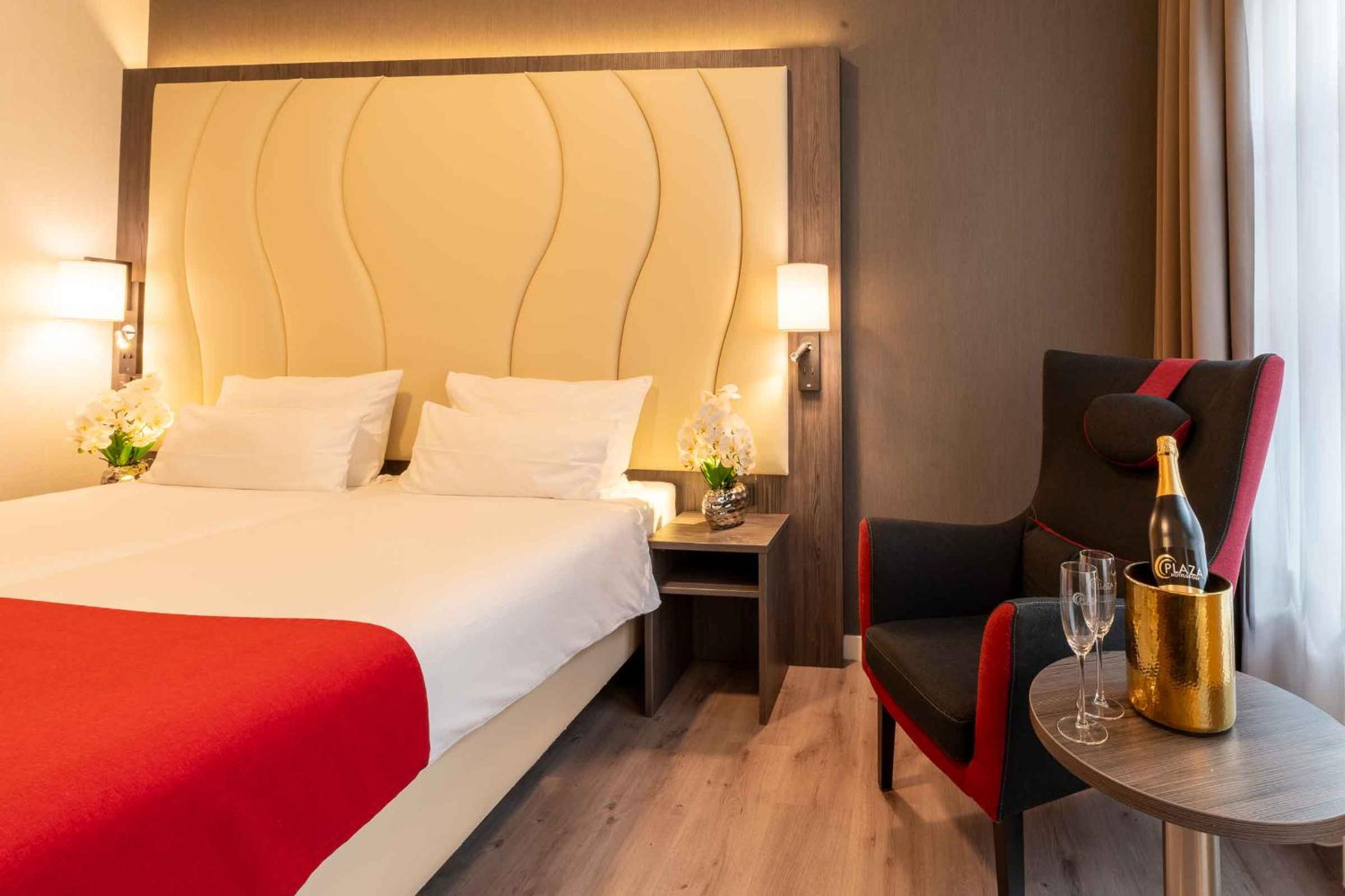 Comfort Double Room with 2 Single Beds - Photo 12
