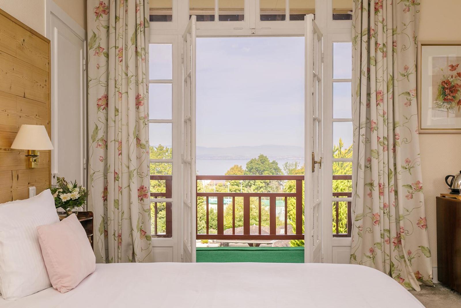 Classic Room - Lake View - Photo 5