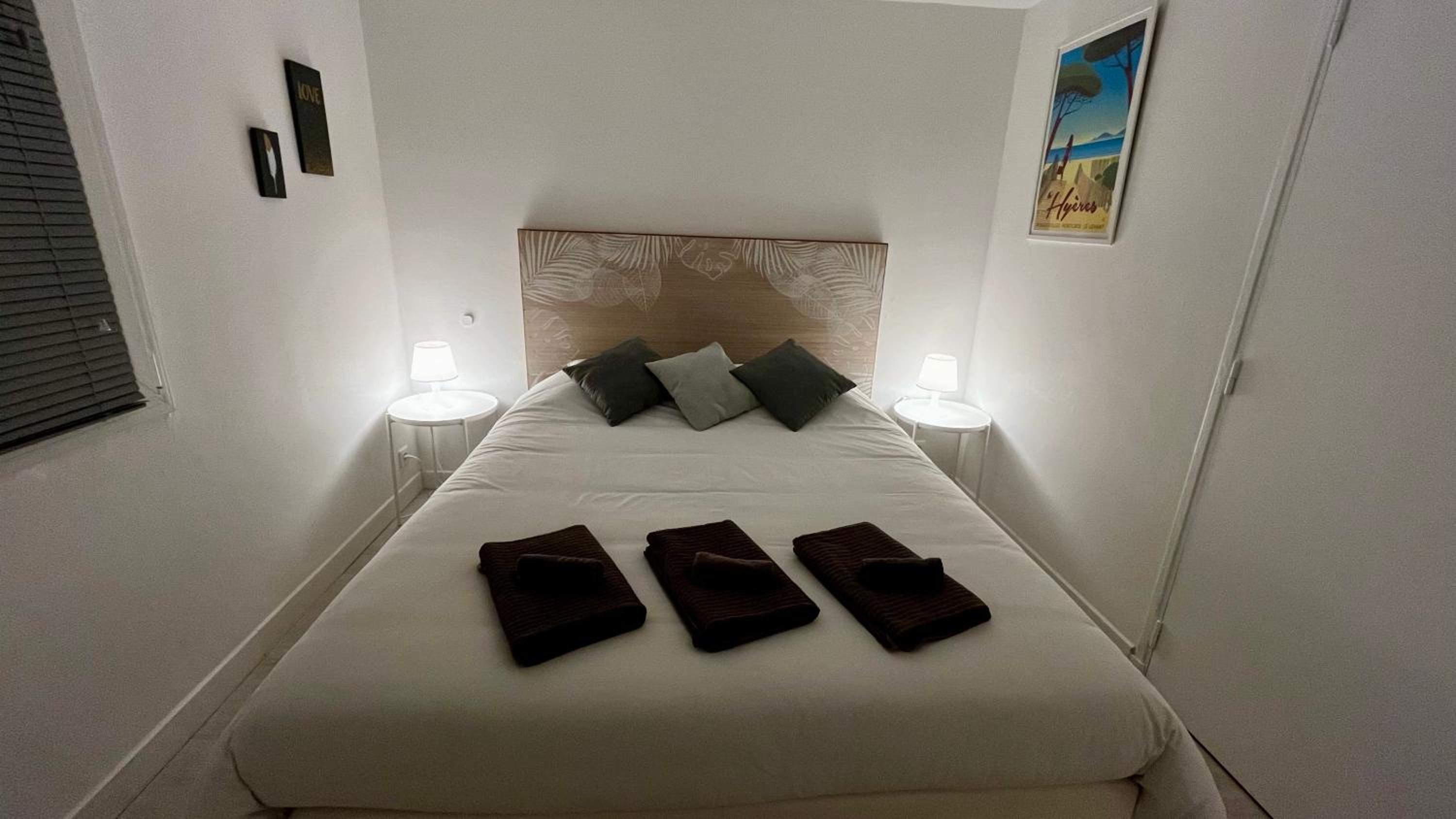 Apartment with Sea View photo 1