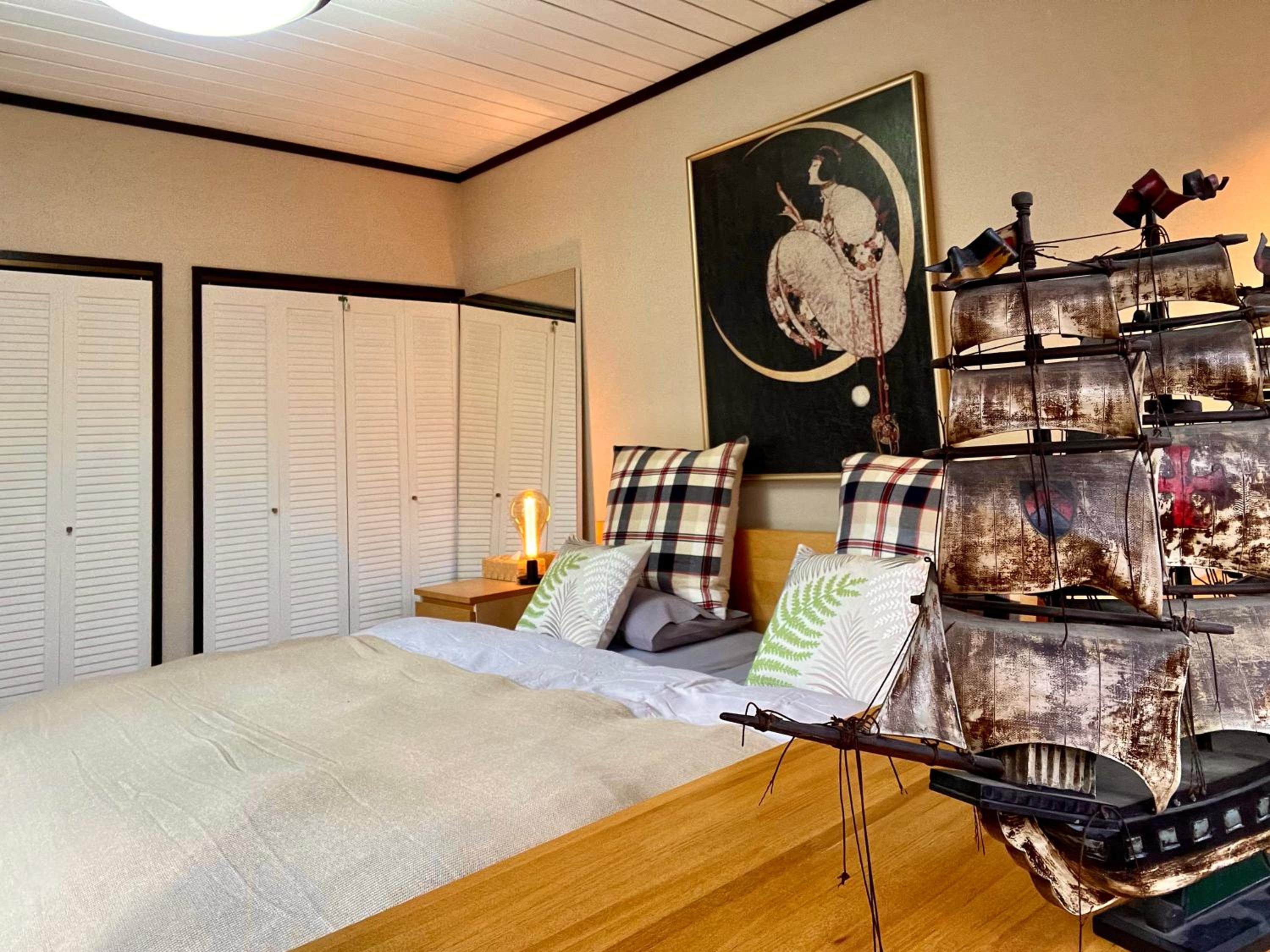 Three-Bedroom House photo 1