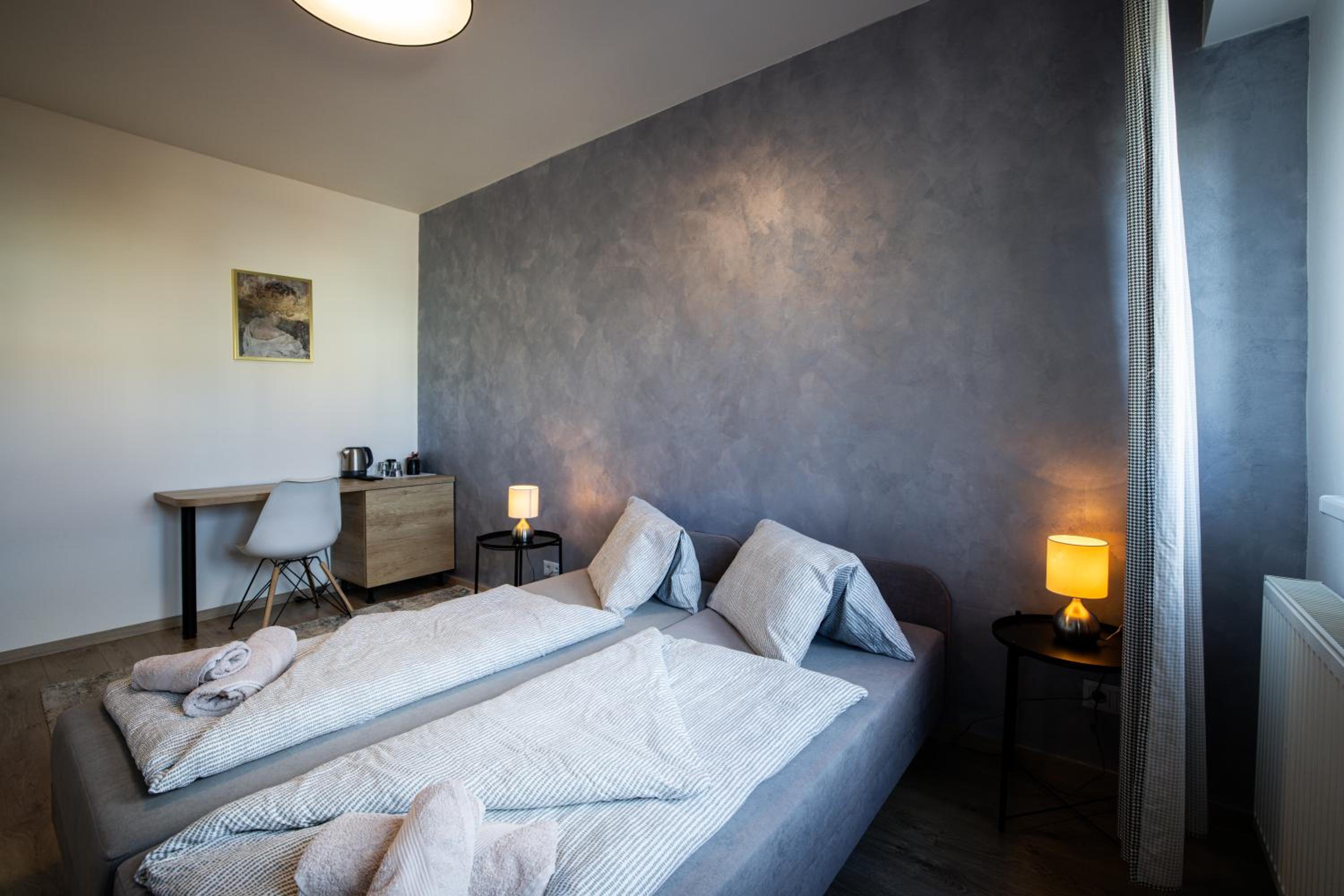 Standard Double or Twin Room - Photo 3