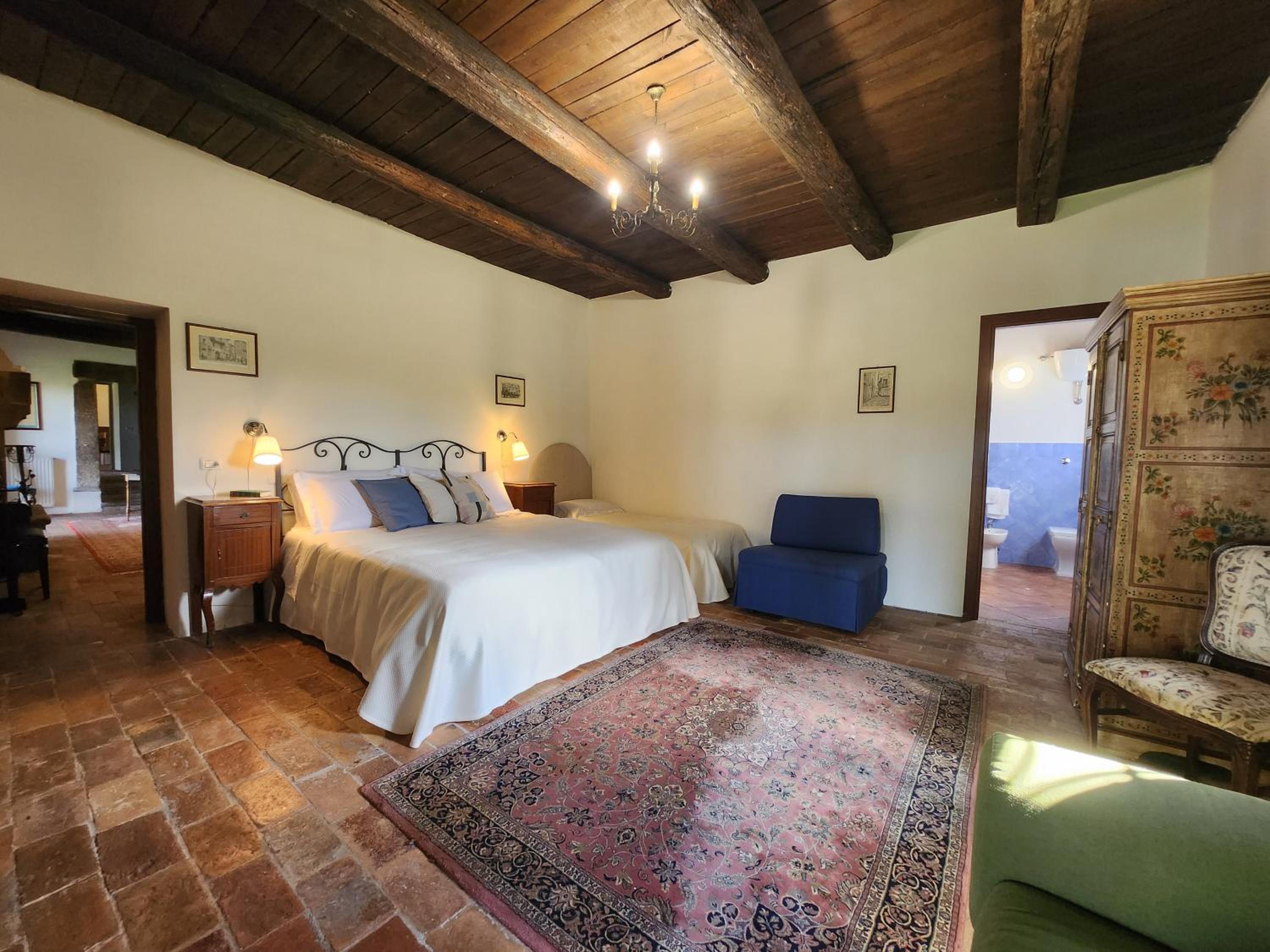 Deluxe Double or Twin Room with Pool Access photo 3