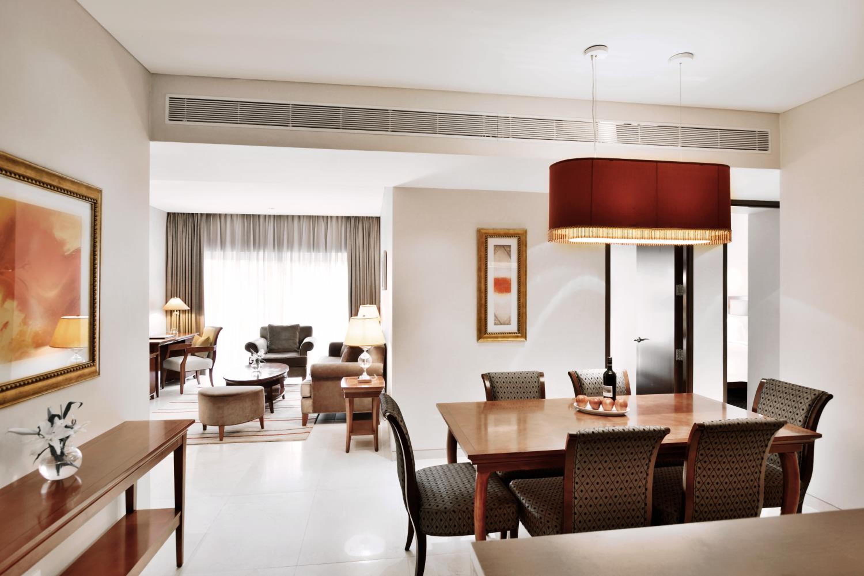 Junior Executive Suite, 1 Bedroom Suite, 1 King, Balcony photo 3