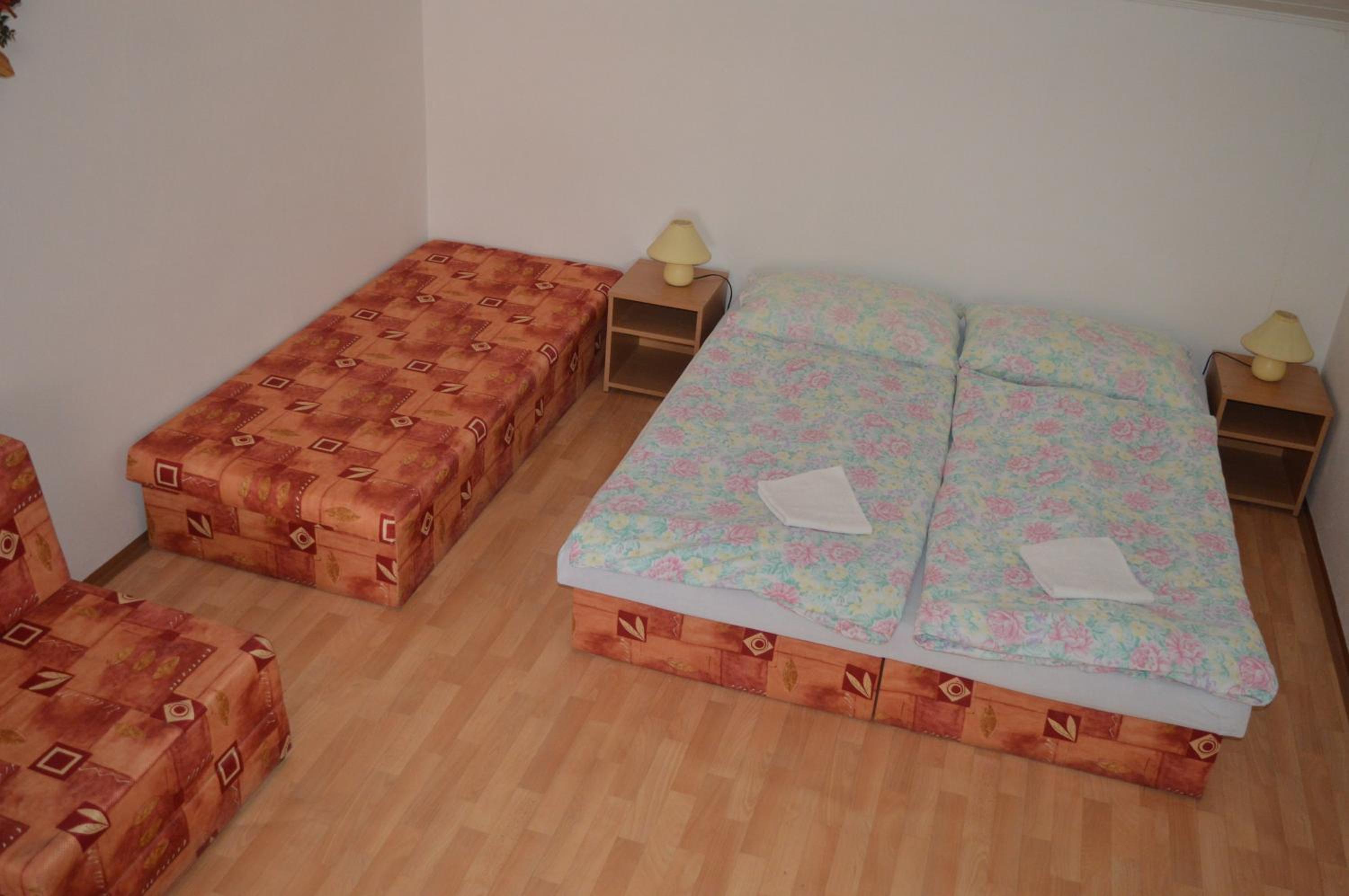 Triple Room with Private Bathroom photo 3