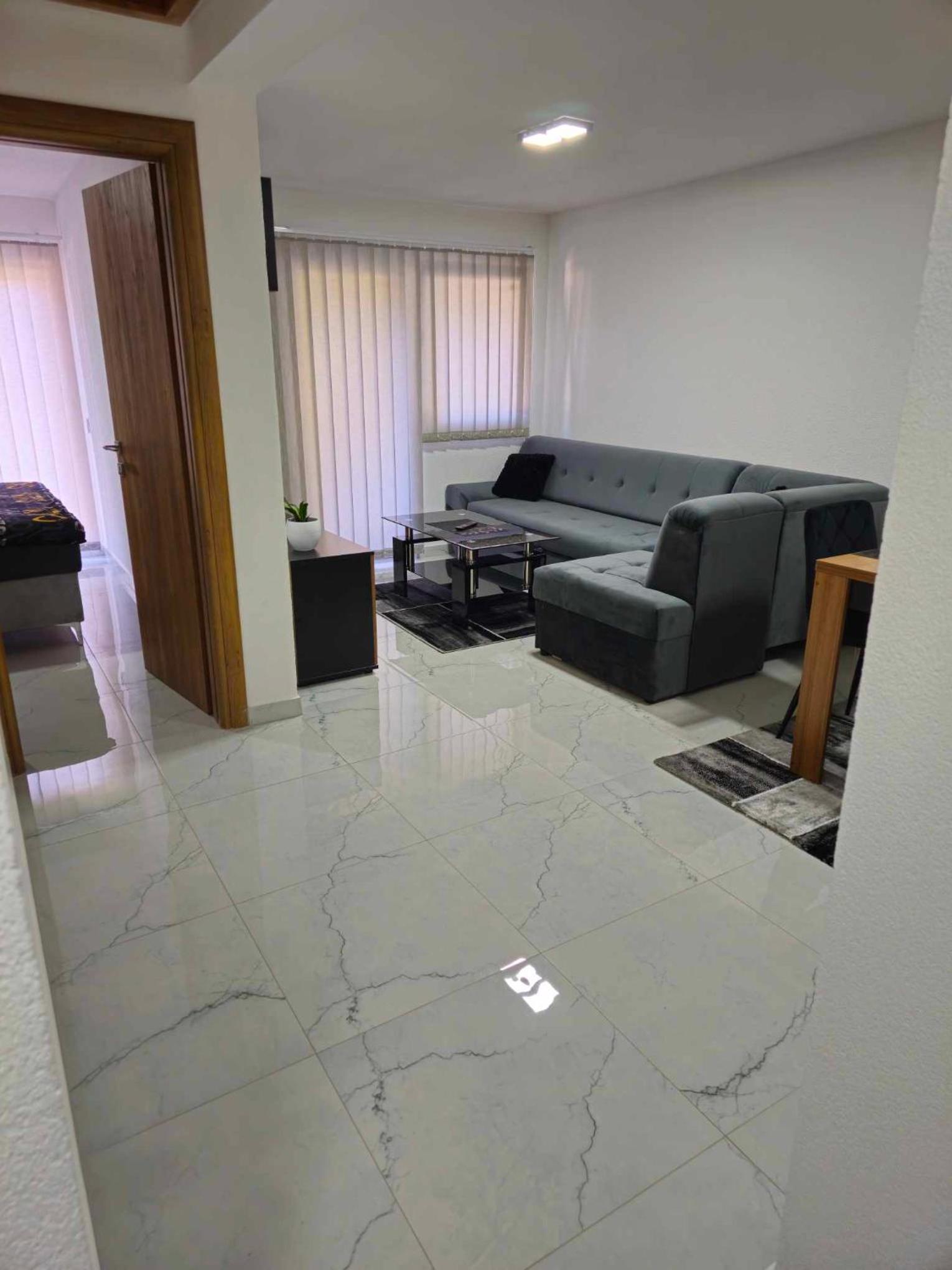 Apartment with Balcony photo 2