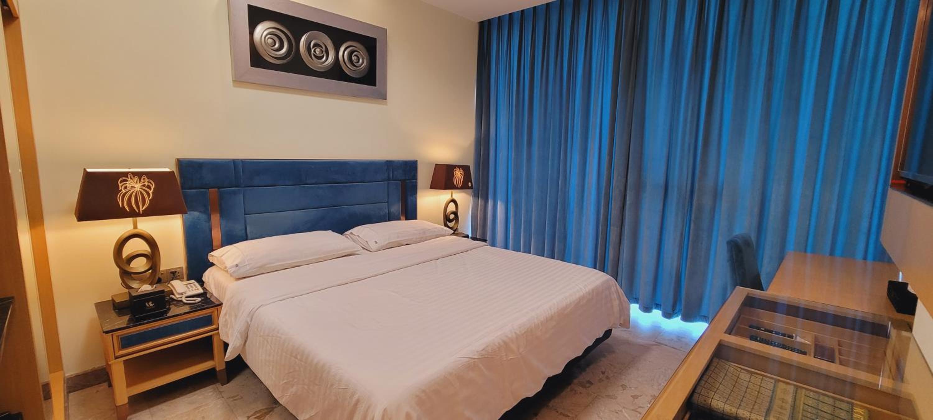 Large Double Room photo 2