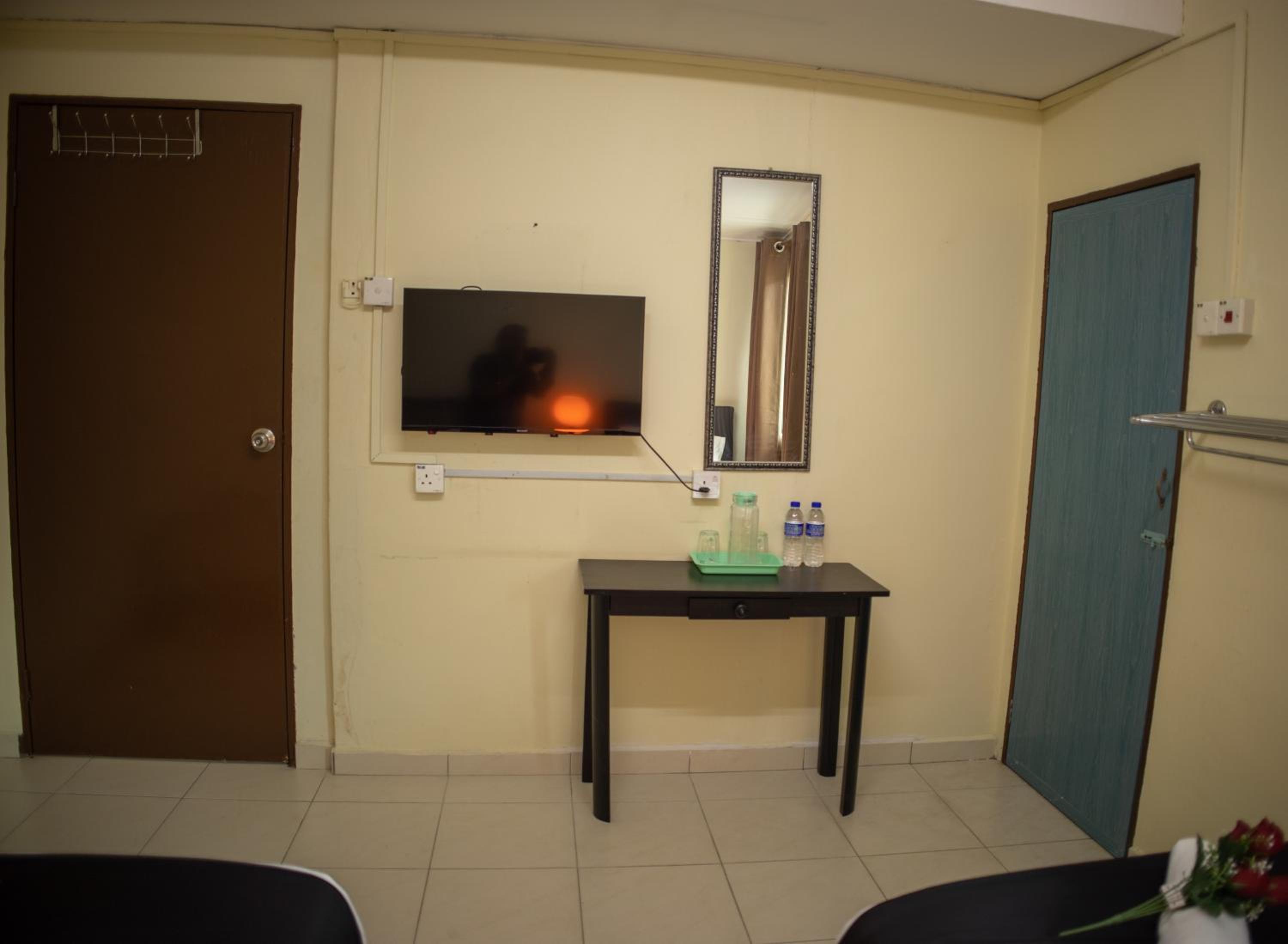 Deluxe Triple Room - Photo 14