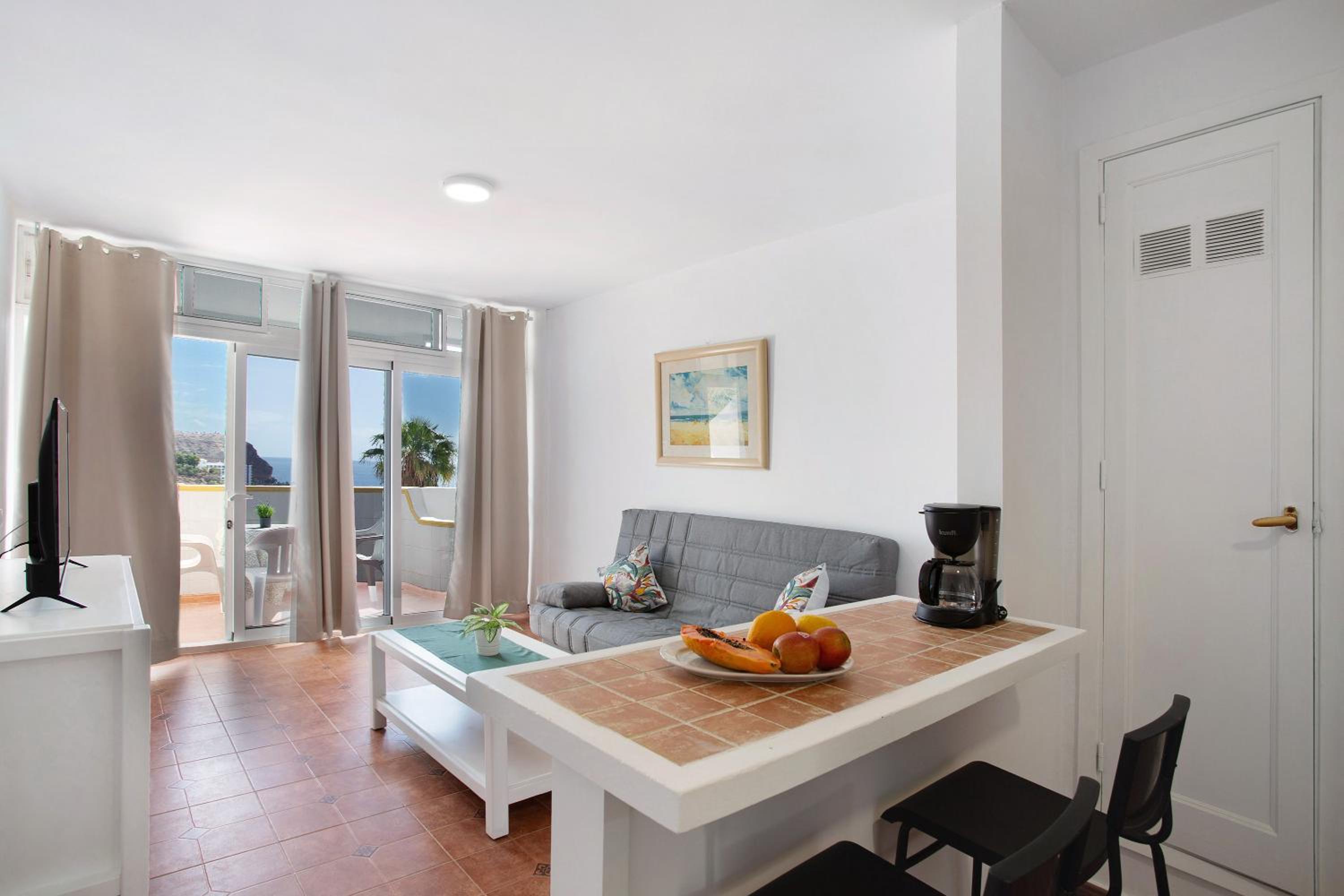 Apartamento de un dormitorio superior con balcón
