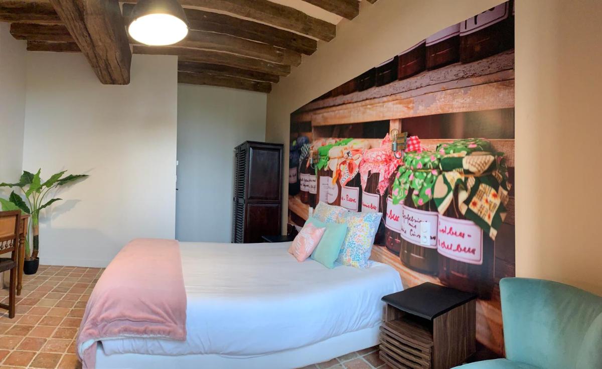 Double Room with Garden View - Photo 12
