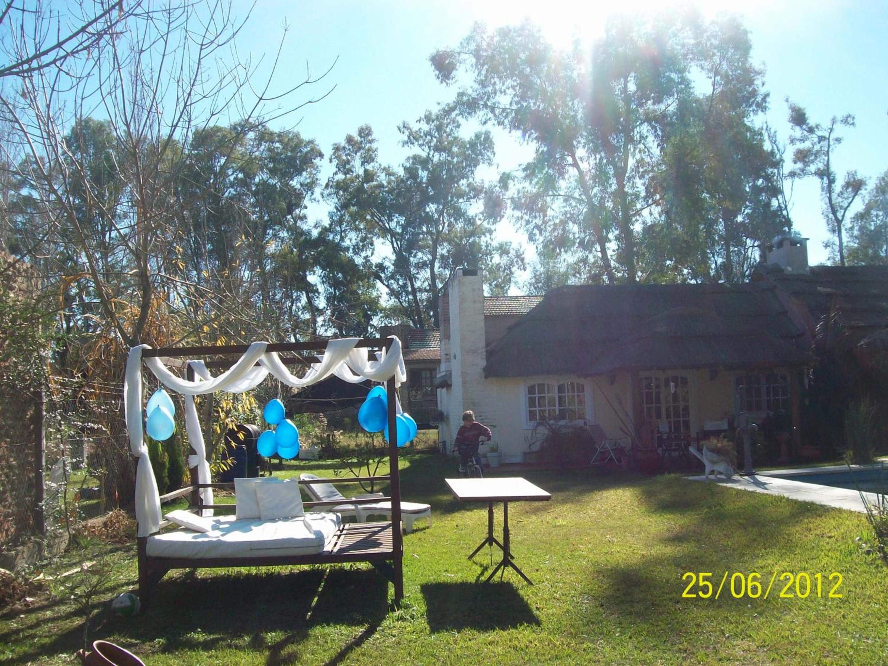 One-Bedroom House photo 2