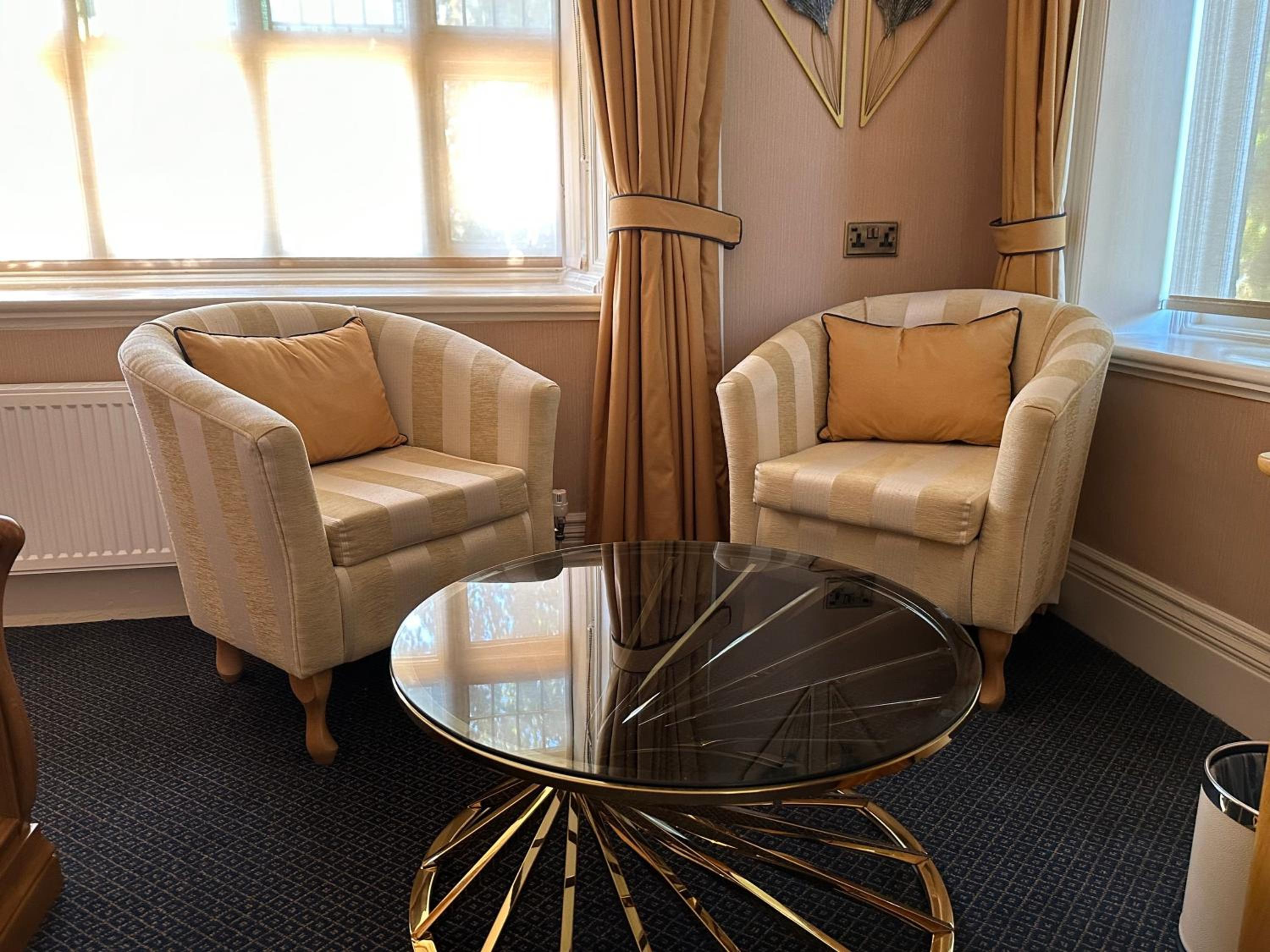 Deluxe Double Room with Bath - Photo 22