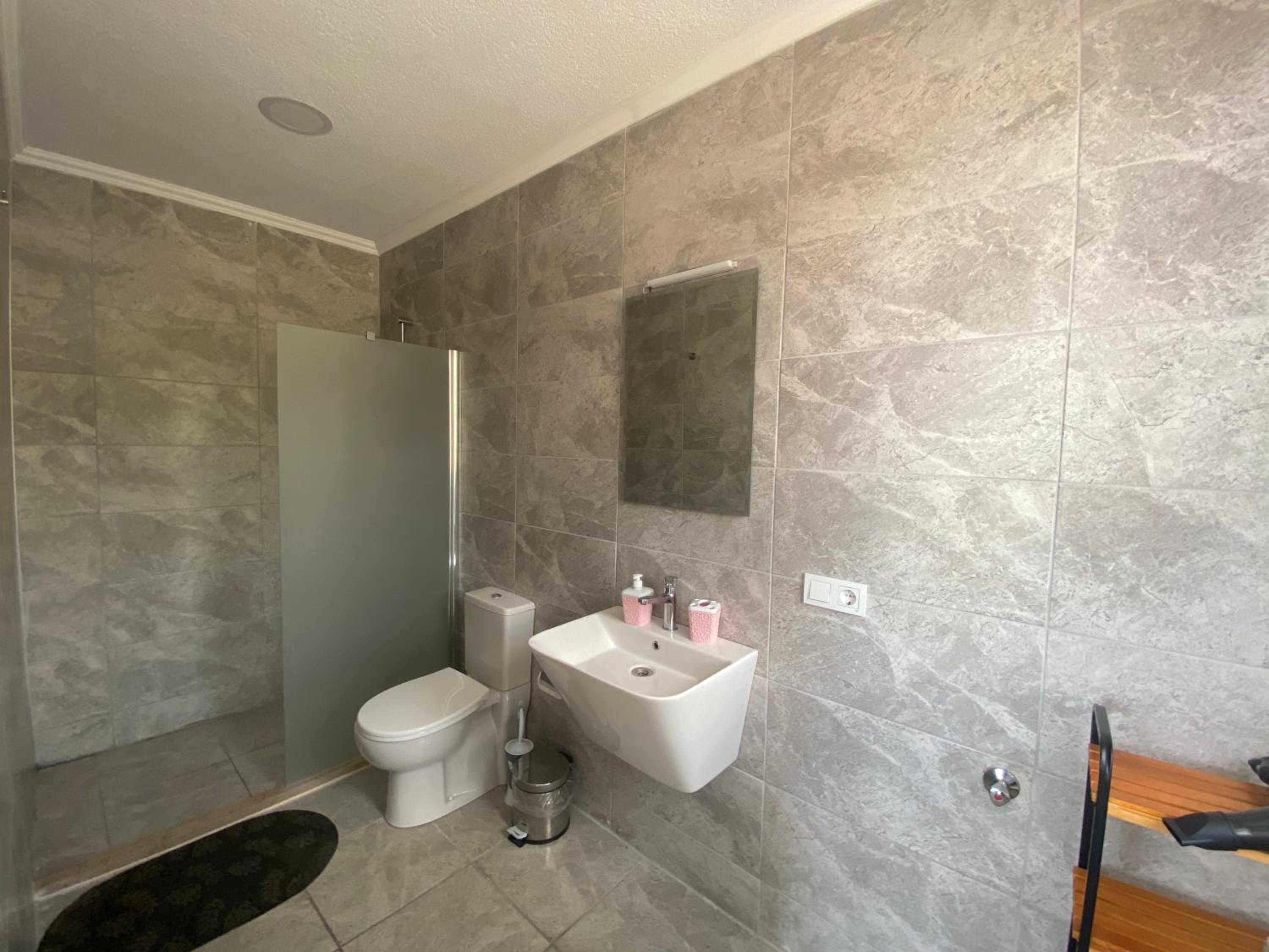 Deluxe Double Room with Sea View - Photo 5