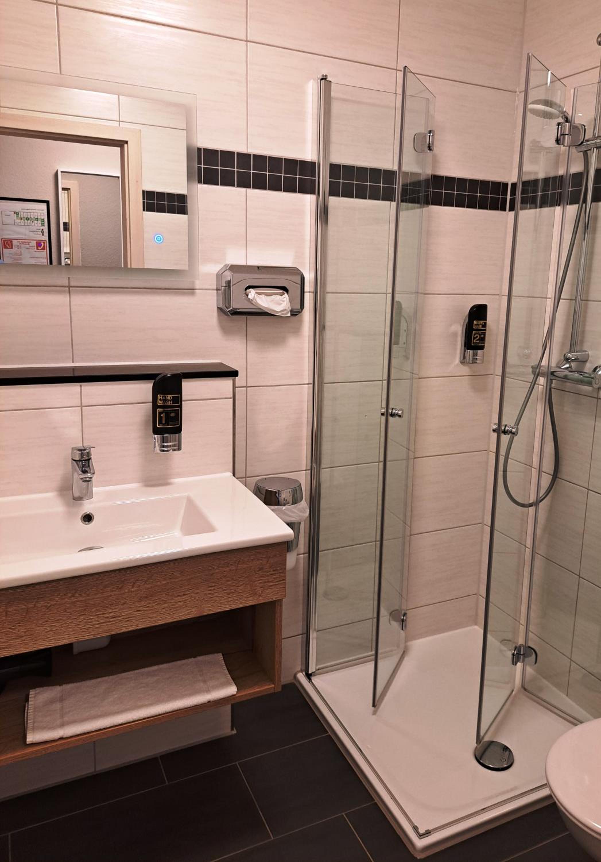 Double Room - Photo 2