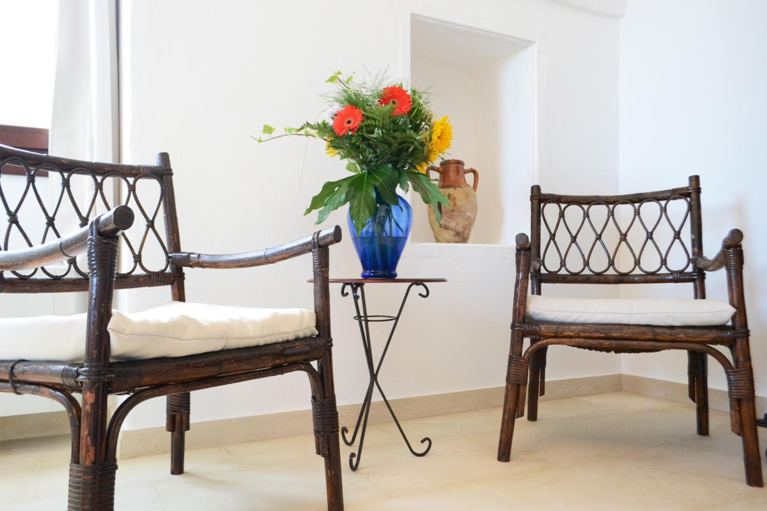 One-Bedroom Apartment with Terrace photo 2