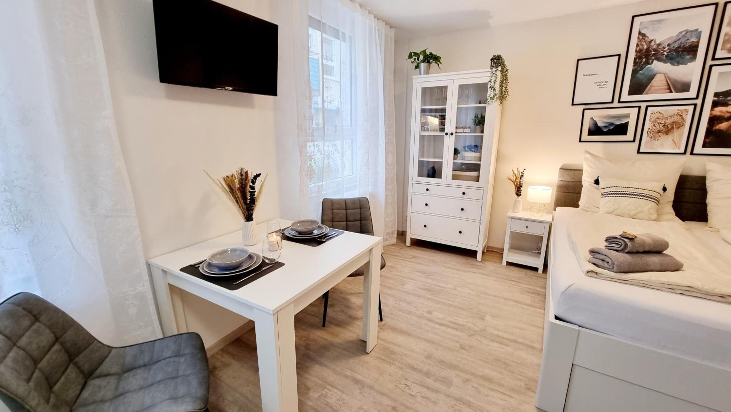 Studio Apartment photo 3