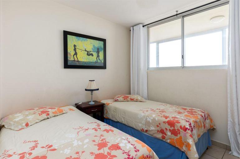 Three-Bedroom Apartment photo 1