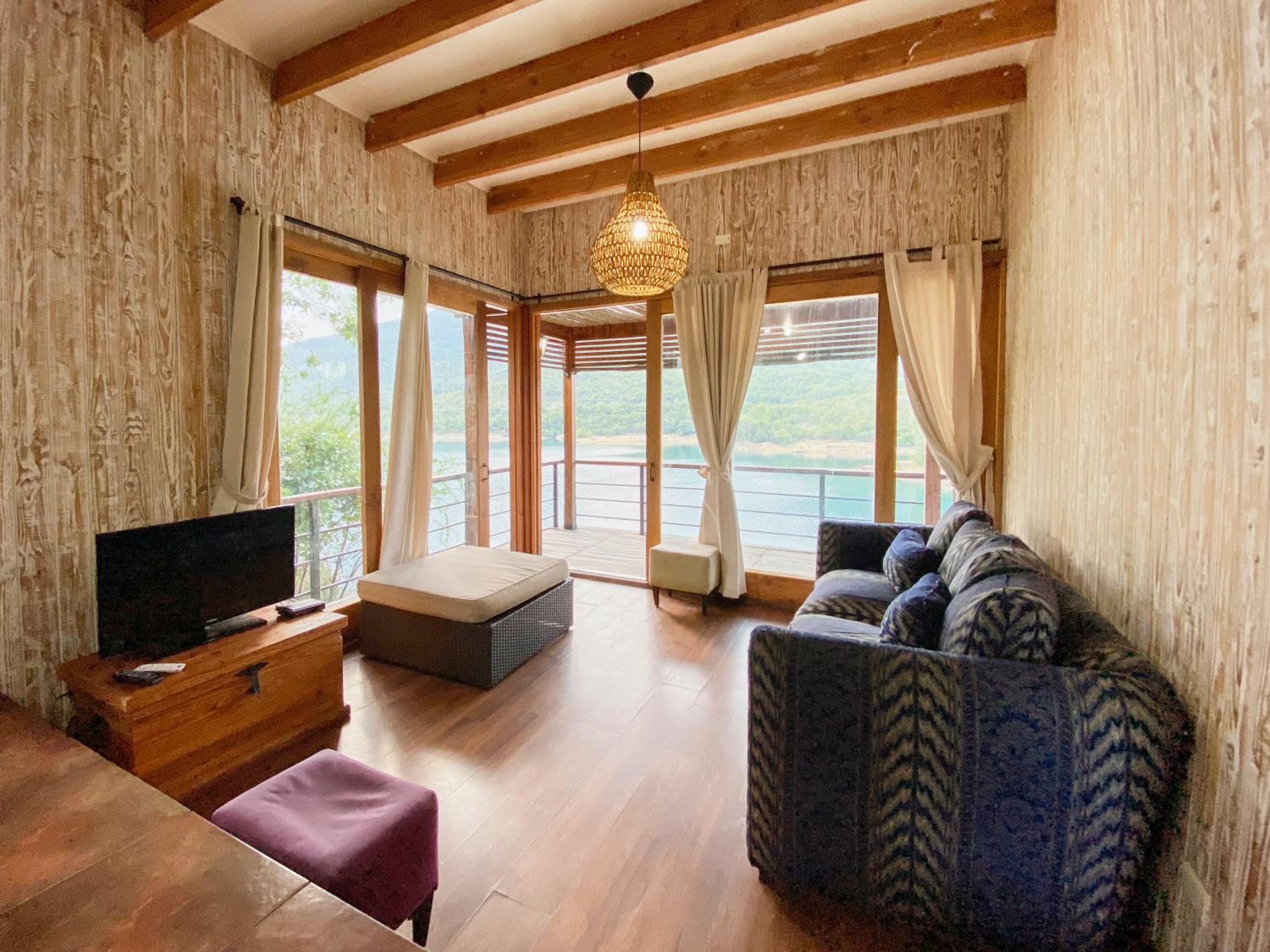 Three-Bedroom House photo 1