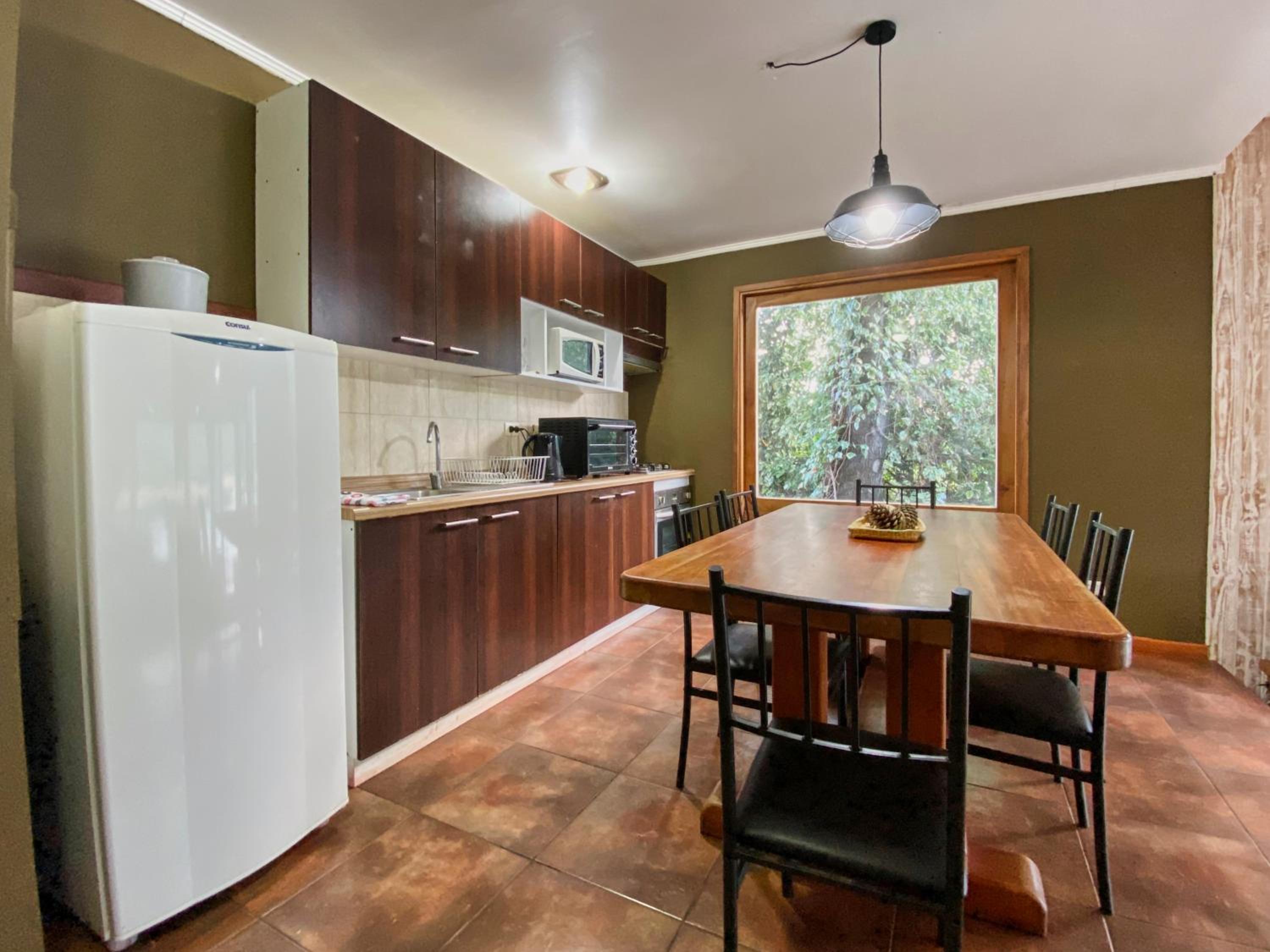 Three-Bedroom House photo 3