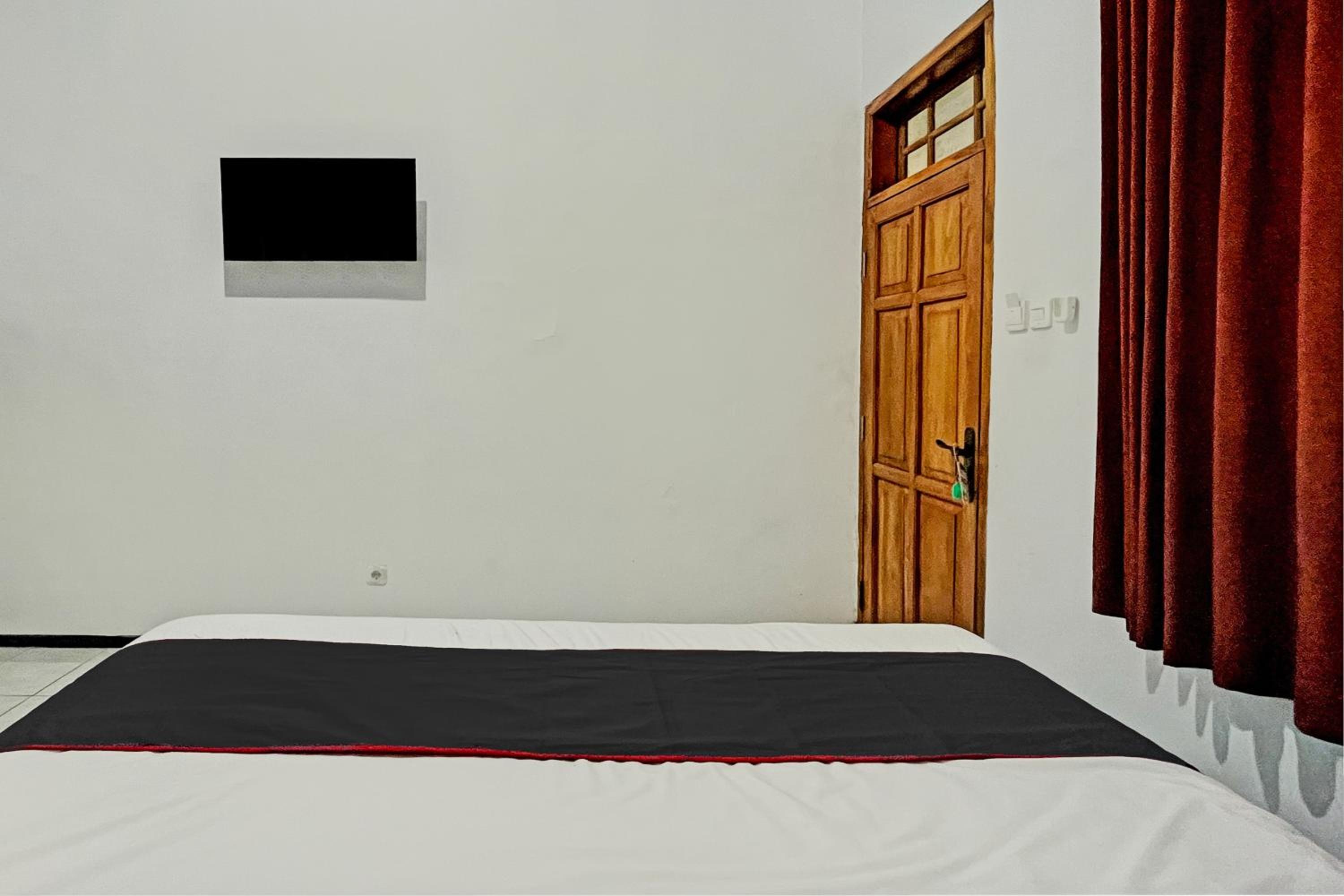 Standard Double Room photo 2