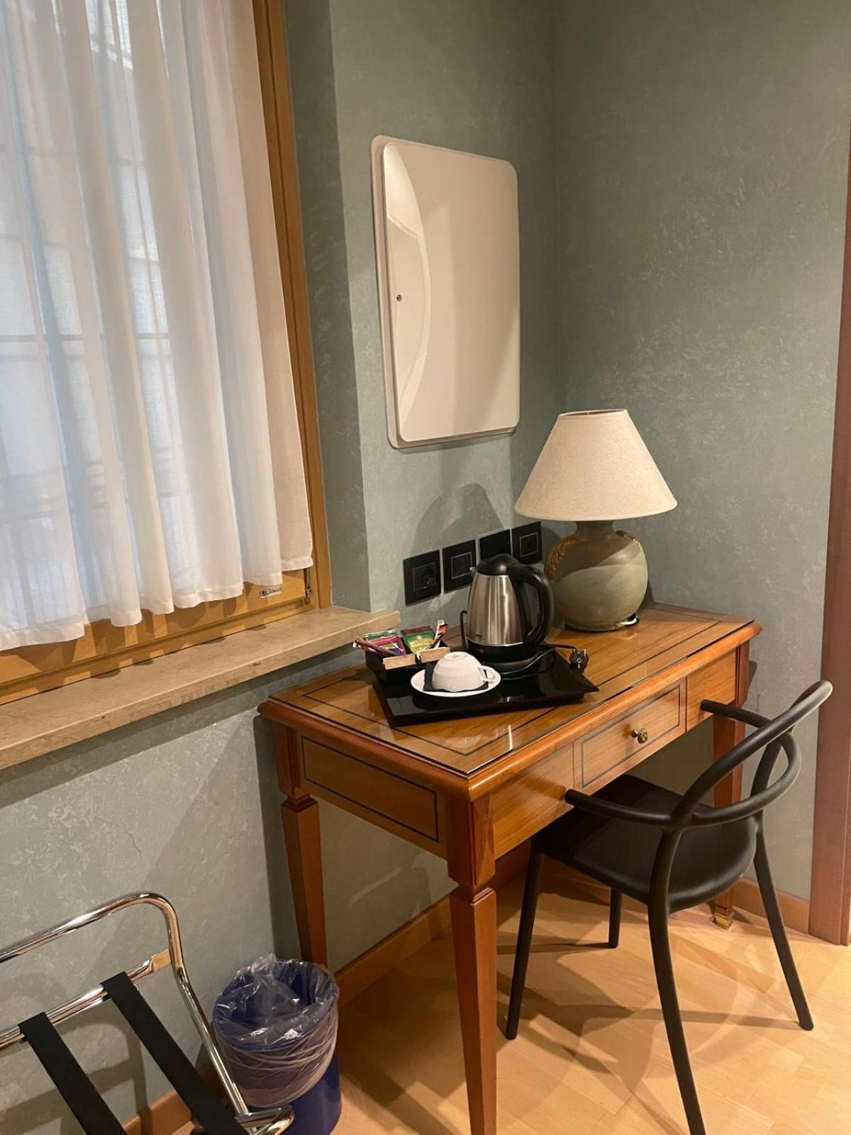 Queen Room photo 3