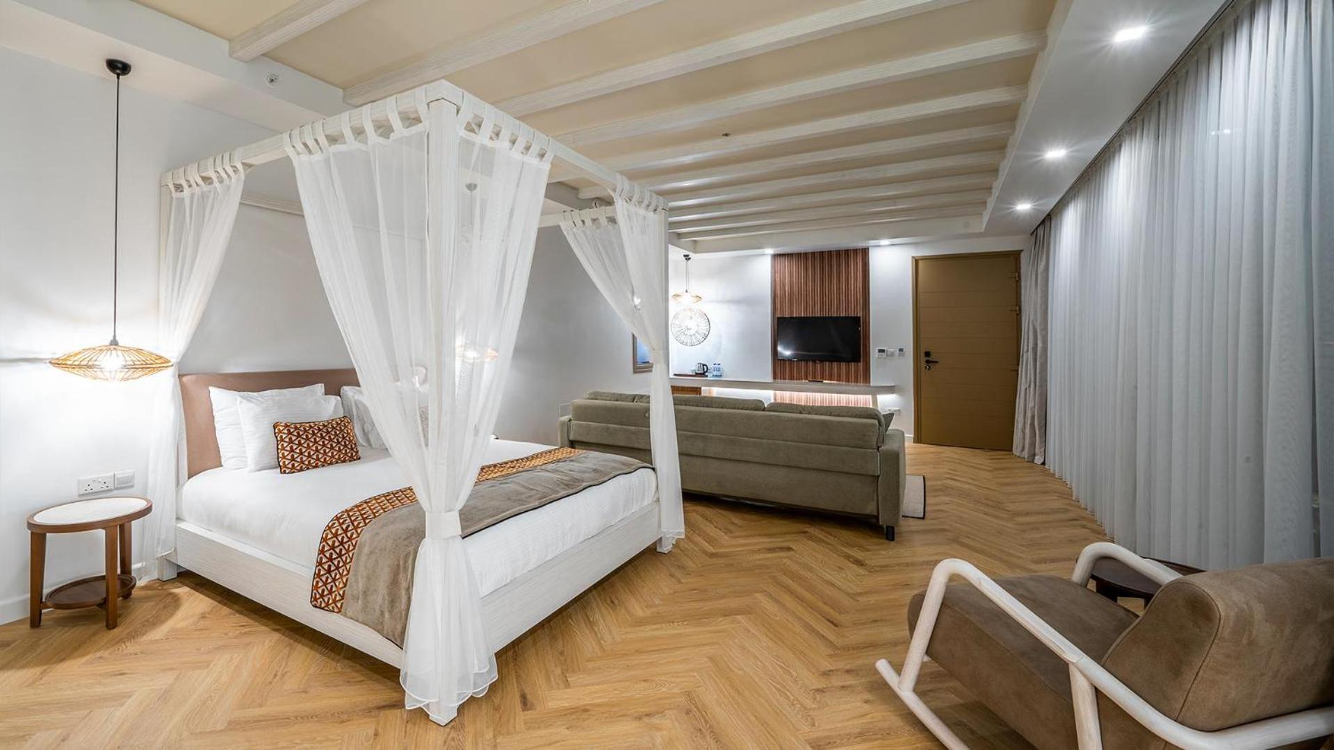 Suite with Garden View