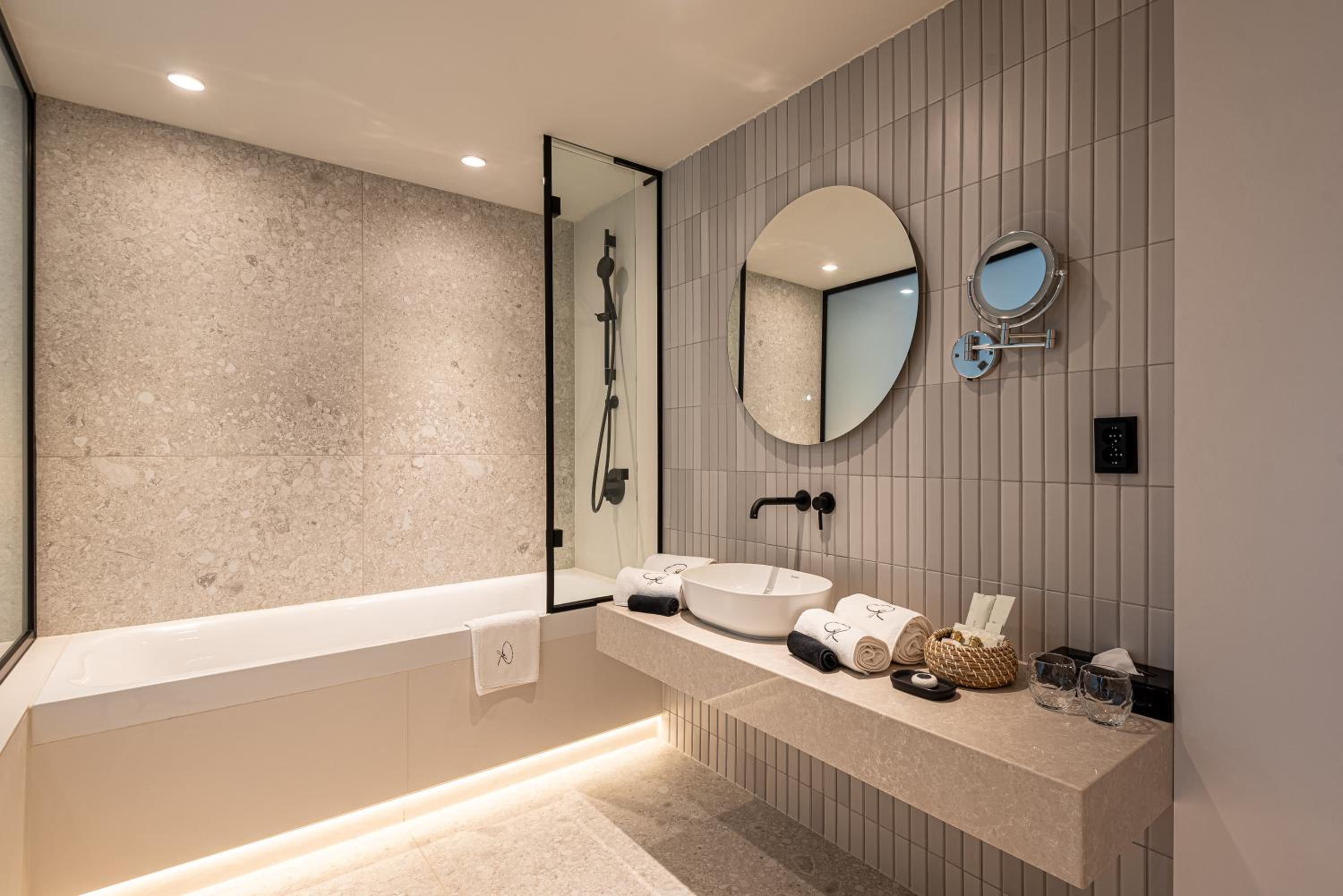 Junior Suite - Photo 2