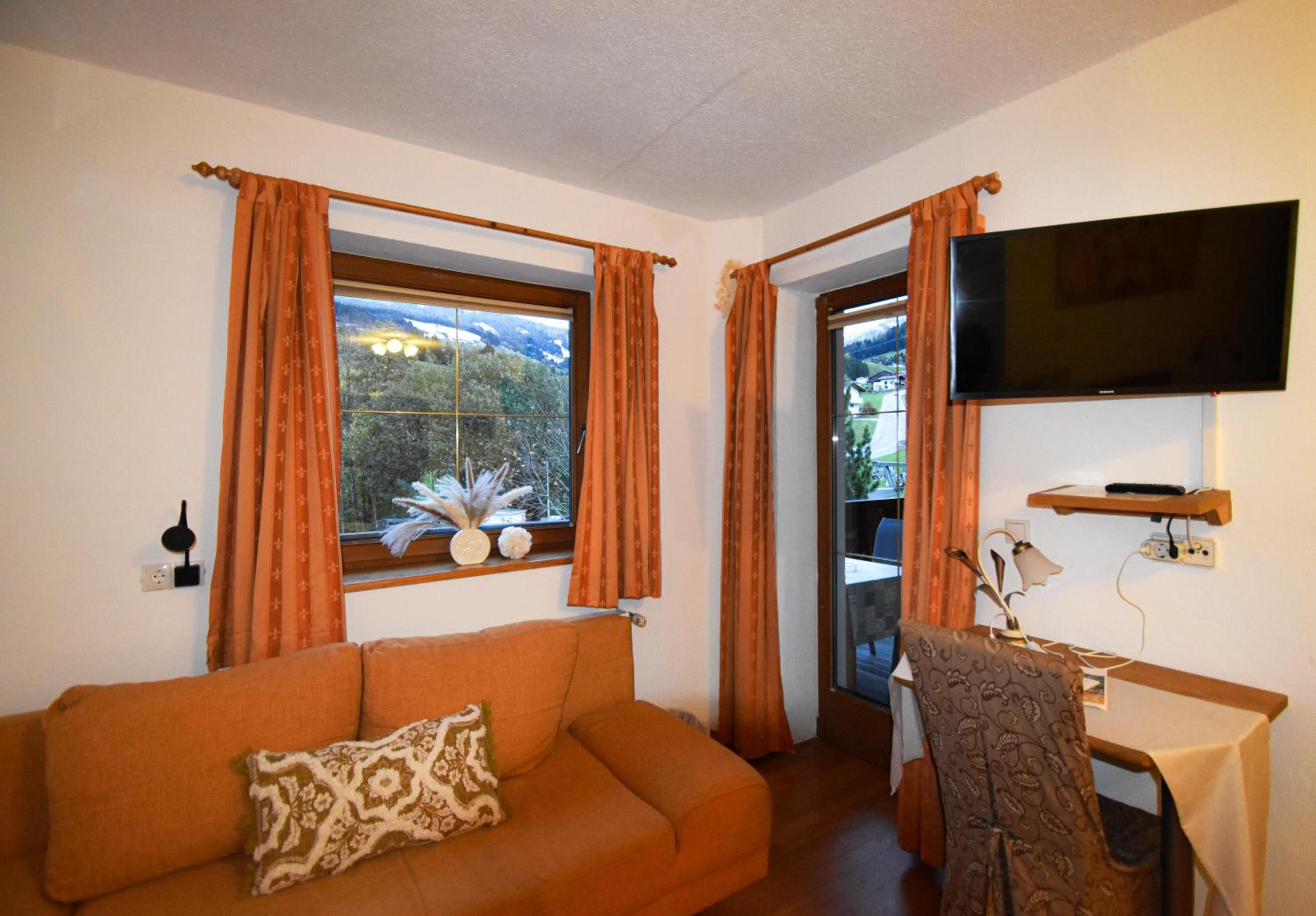 Double Room with Balcony photo 1