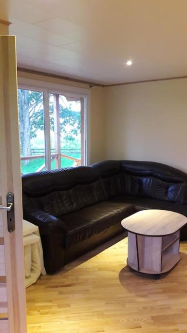 One-Bedroom House photo 1