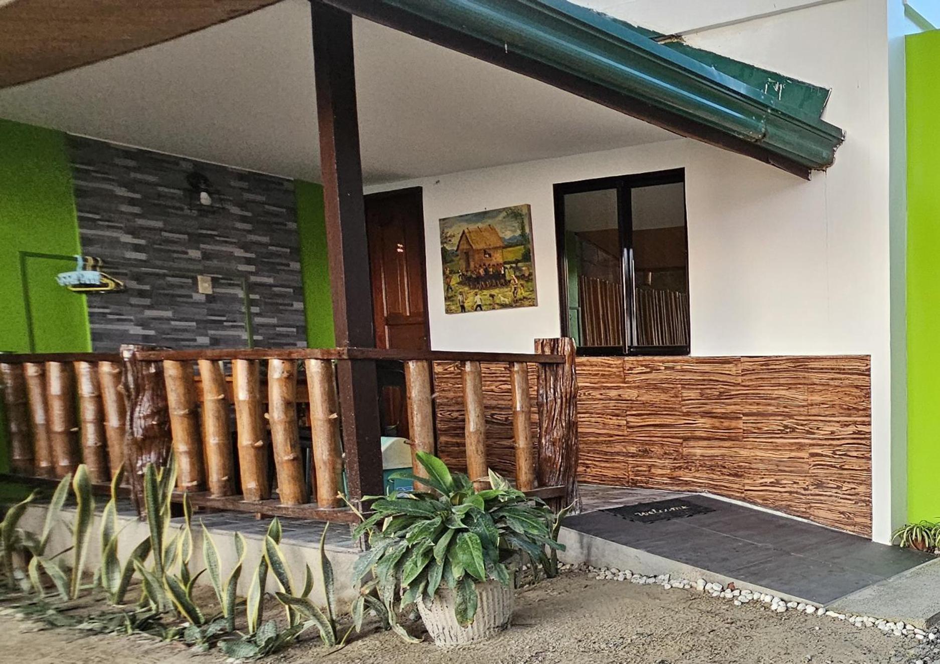 Deluxe Triple Room with Sea View - Photo 6