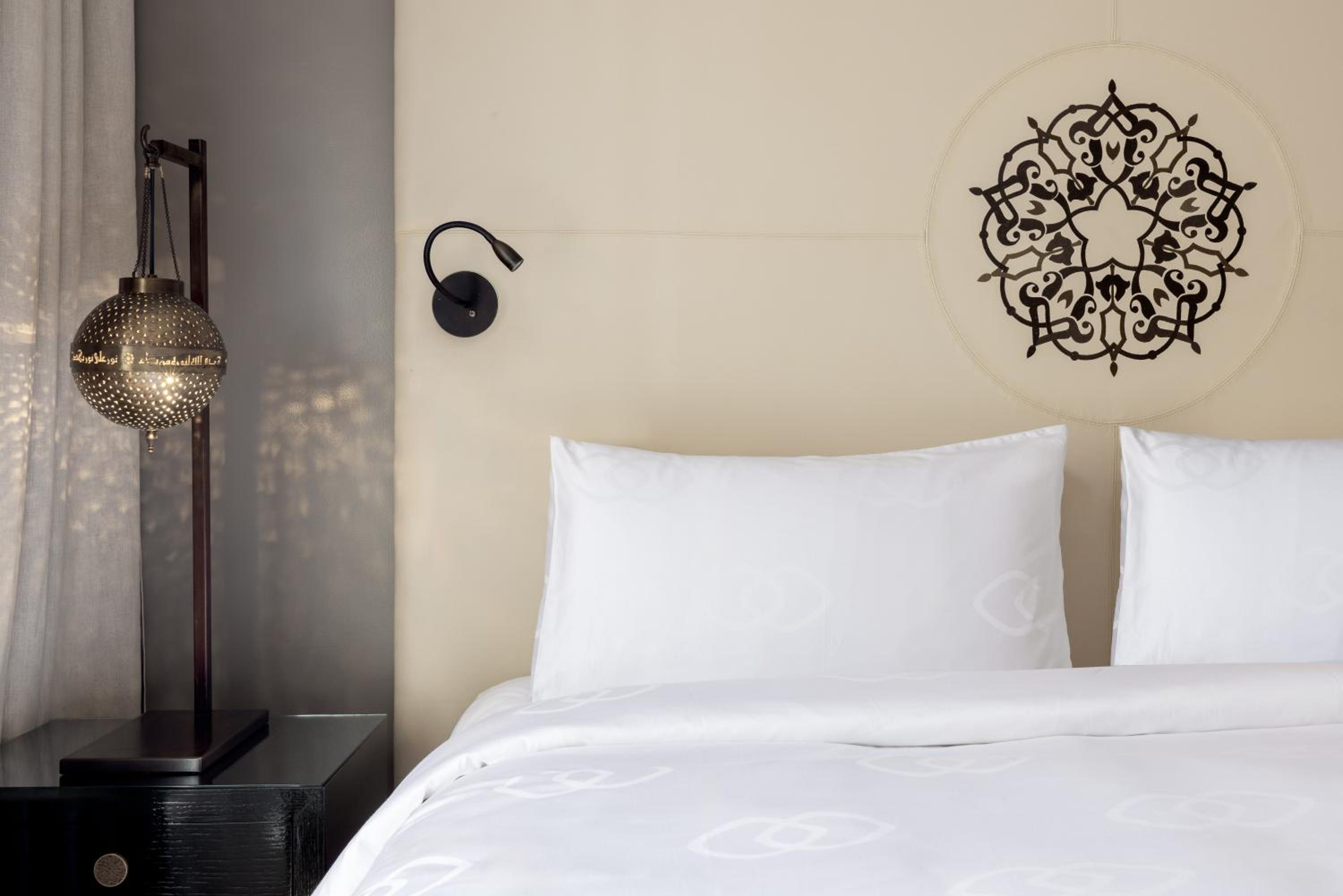 Prestige King Suite with Partial Haram Plaza View photo 3