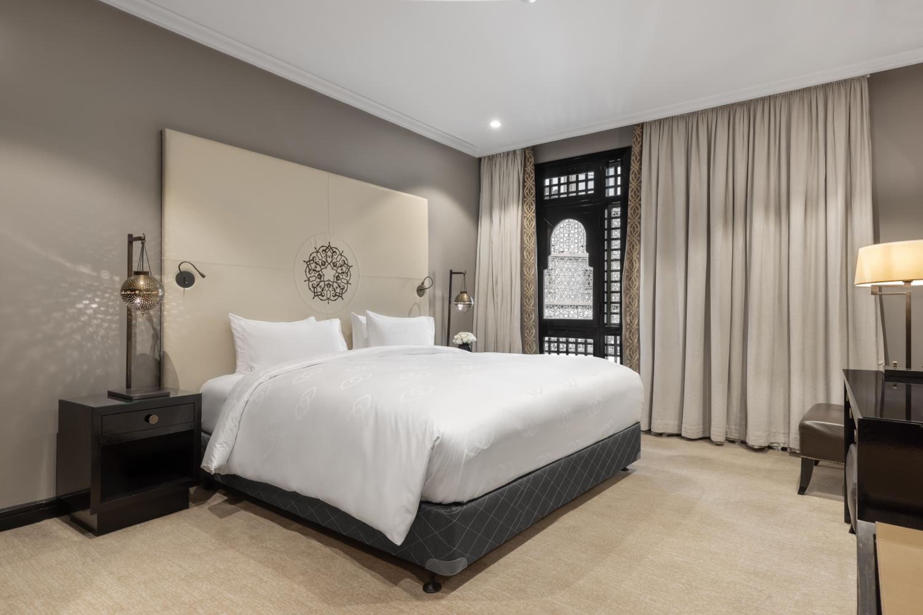 Three-Bedroom Presidential Suite with Haram View photo 1