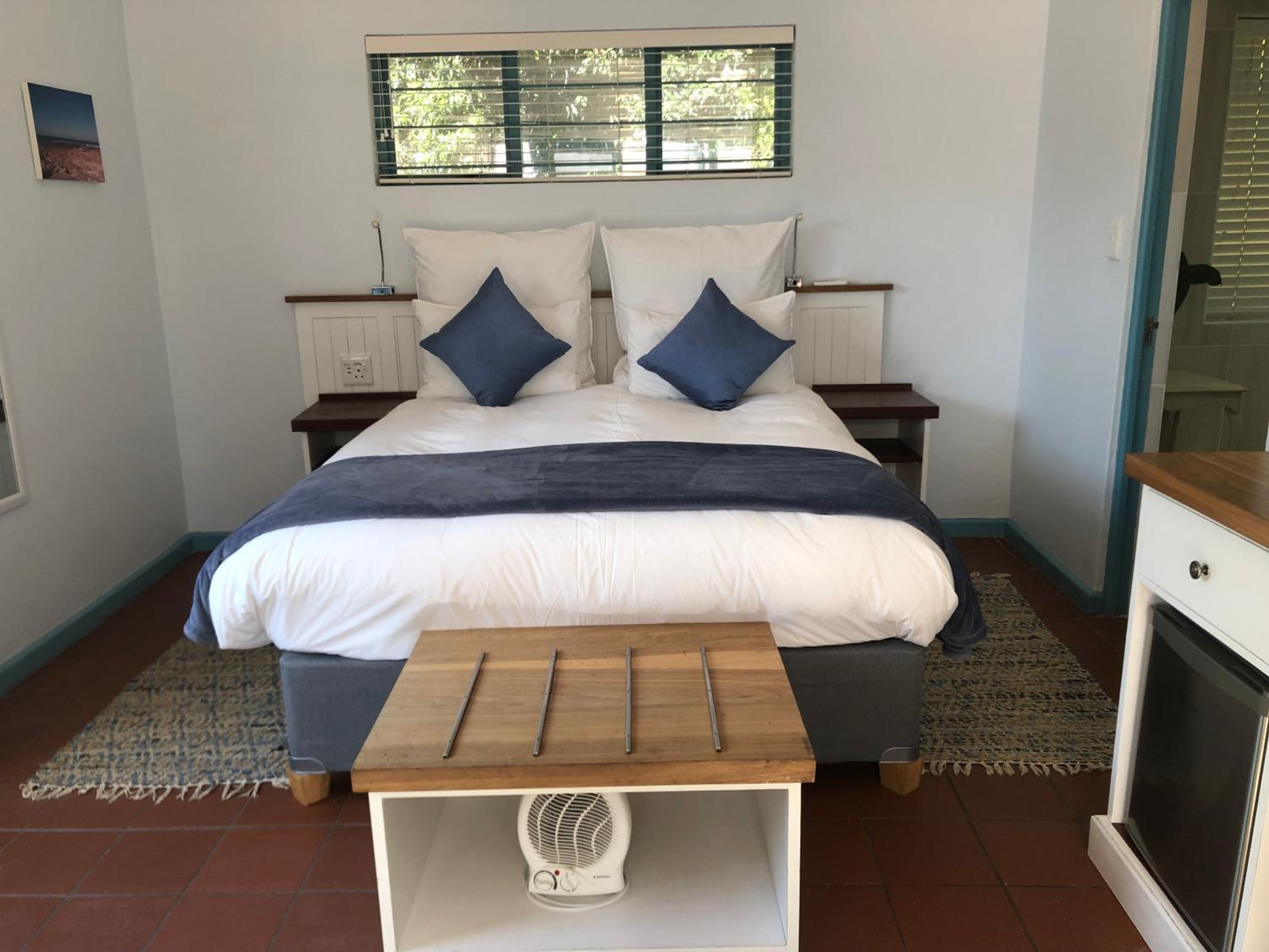 Deluxe Queen Suite