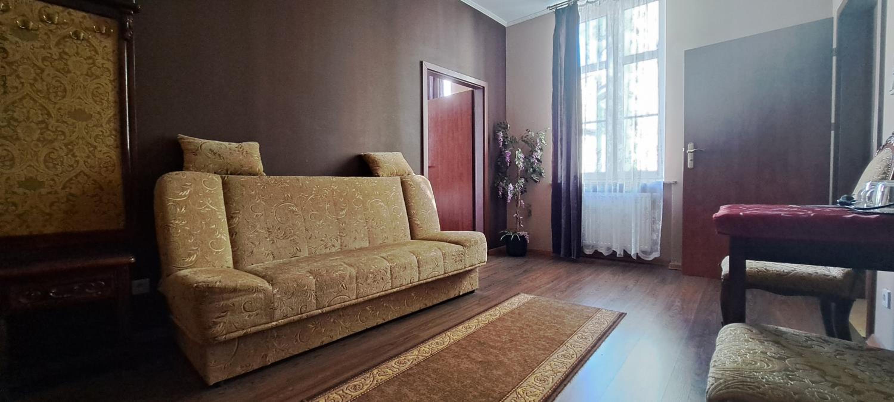Studio (2 Adults) - Photo 1