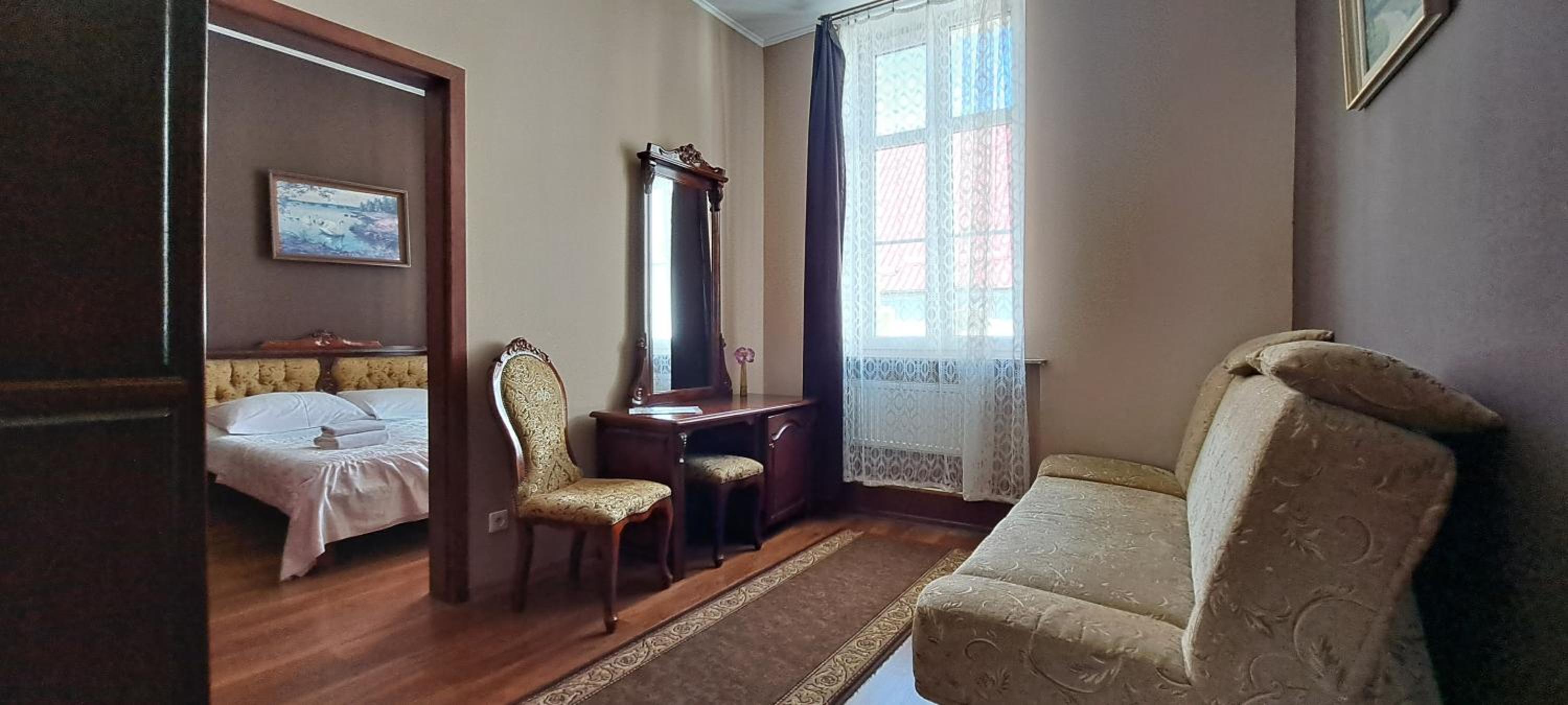 Studio (2 Adults) - Photo 9