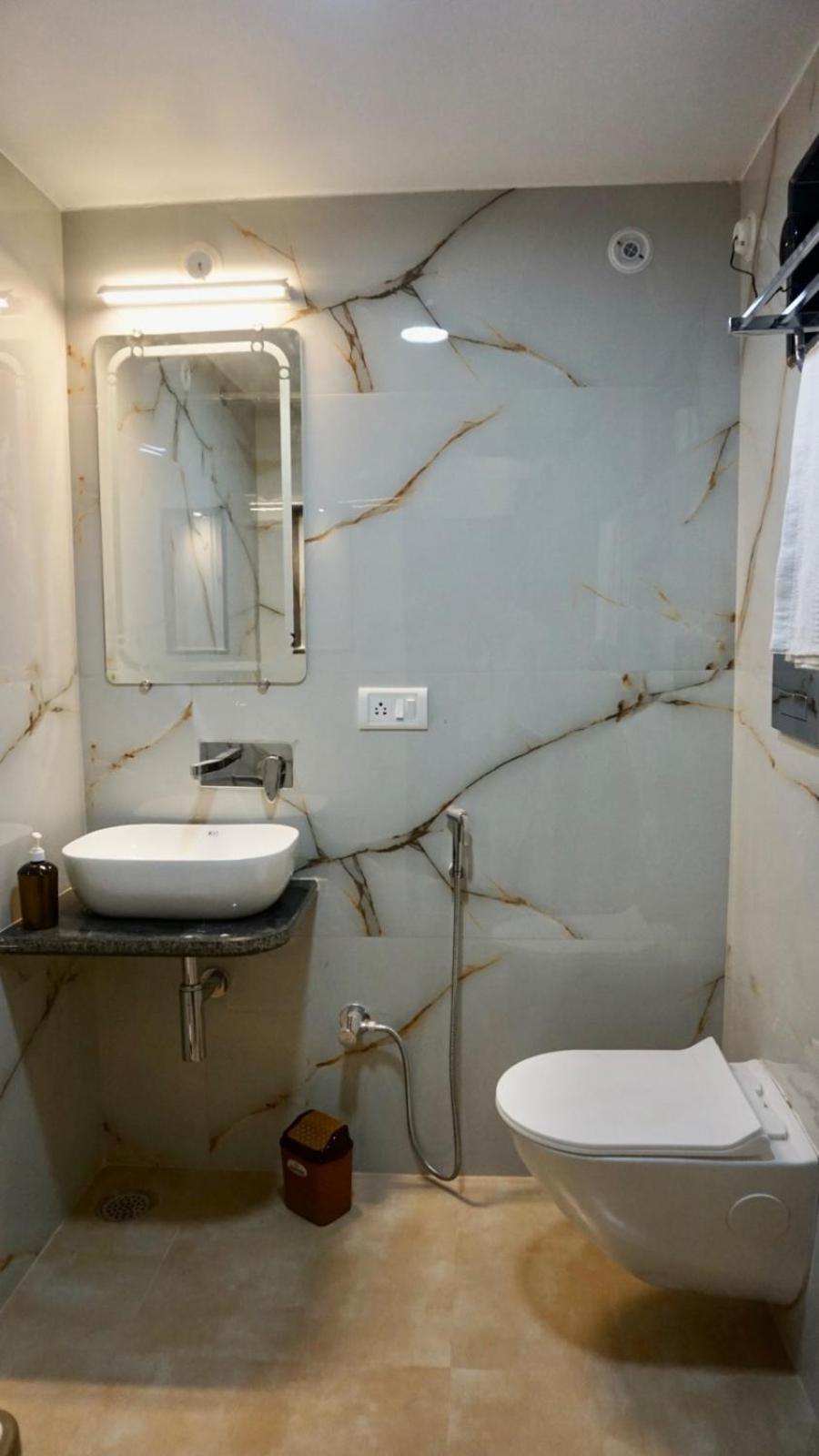 Deluxe Room (2 Adults + 1 Child) photo 2