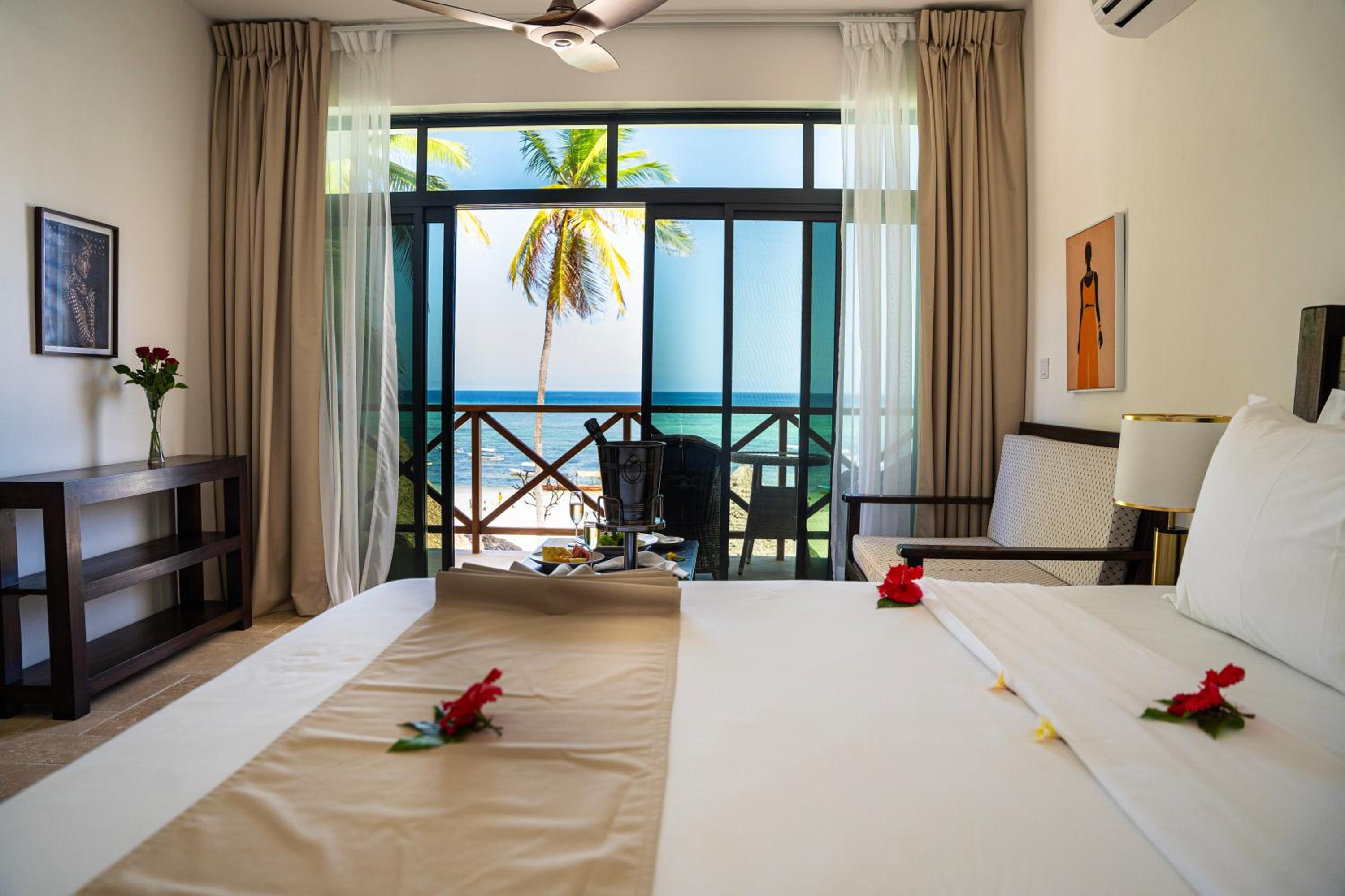 Double Room with Partial Ocean View