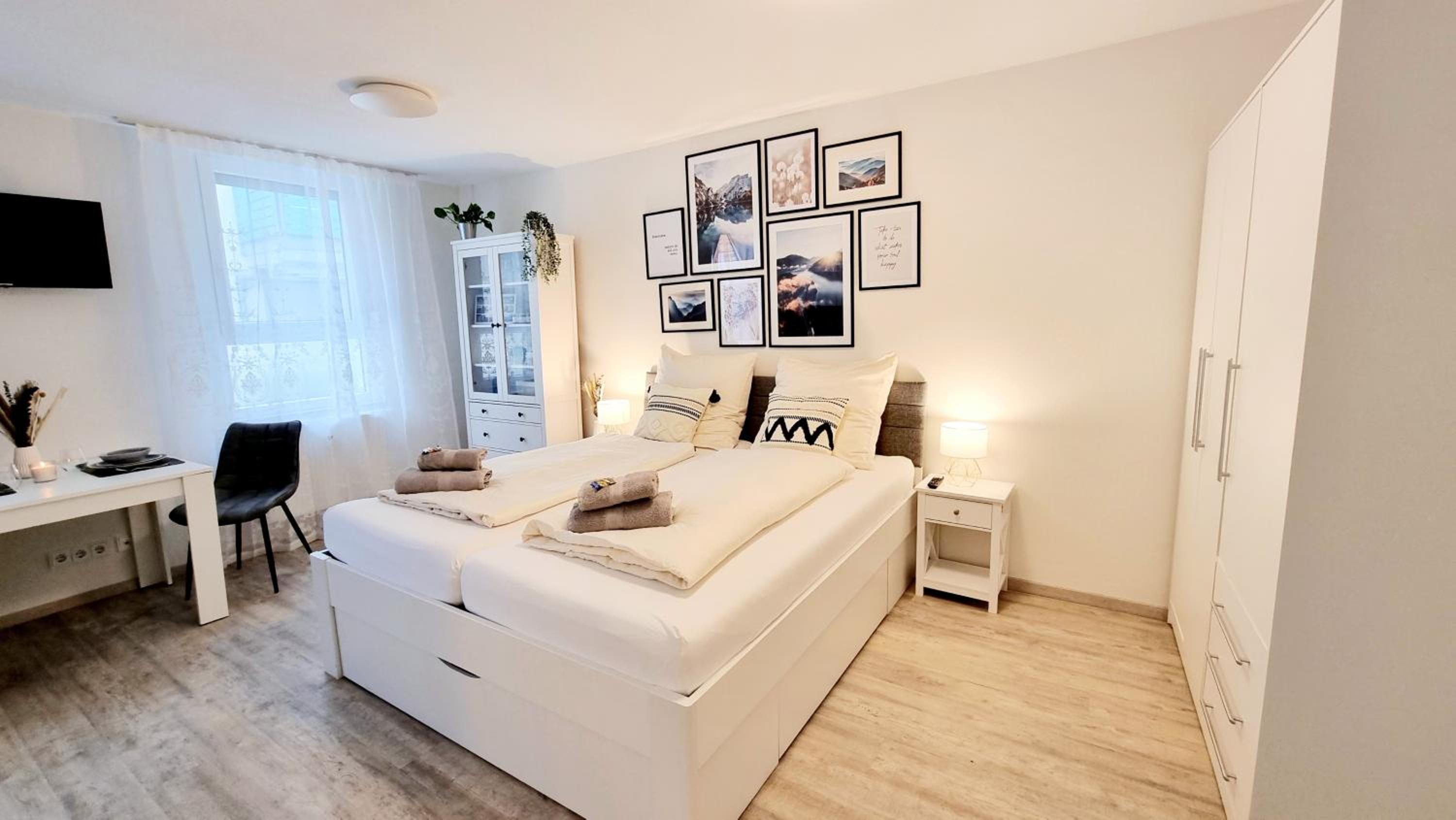 Studio Apartment photo 1