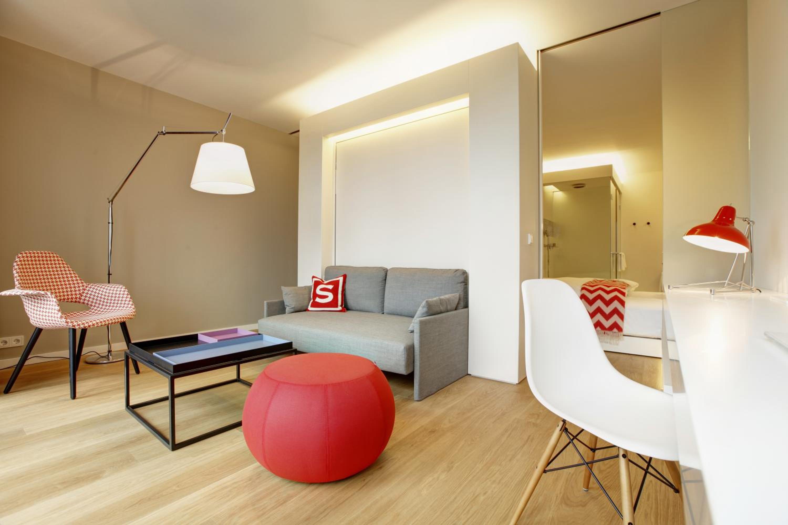 Business Suite photo 1
