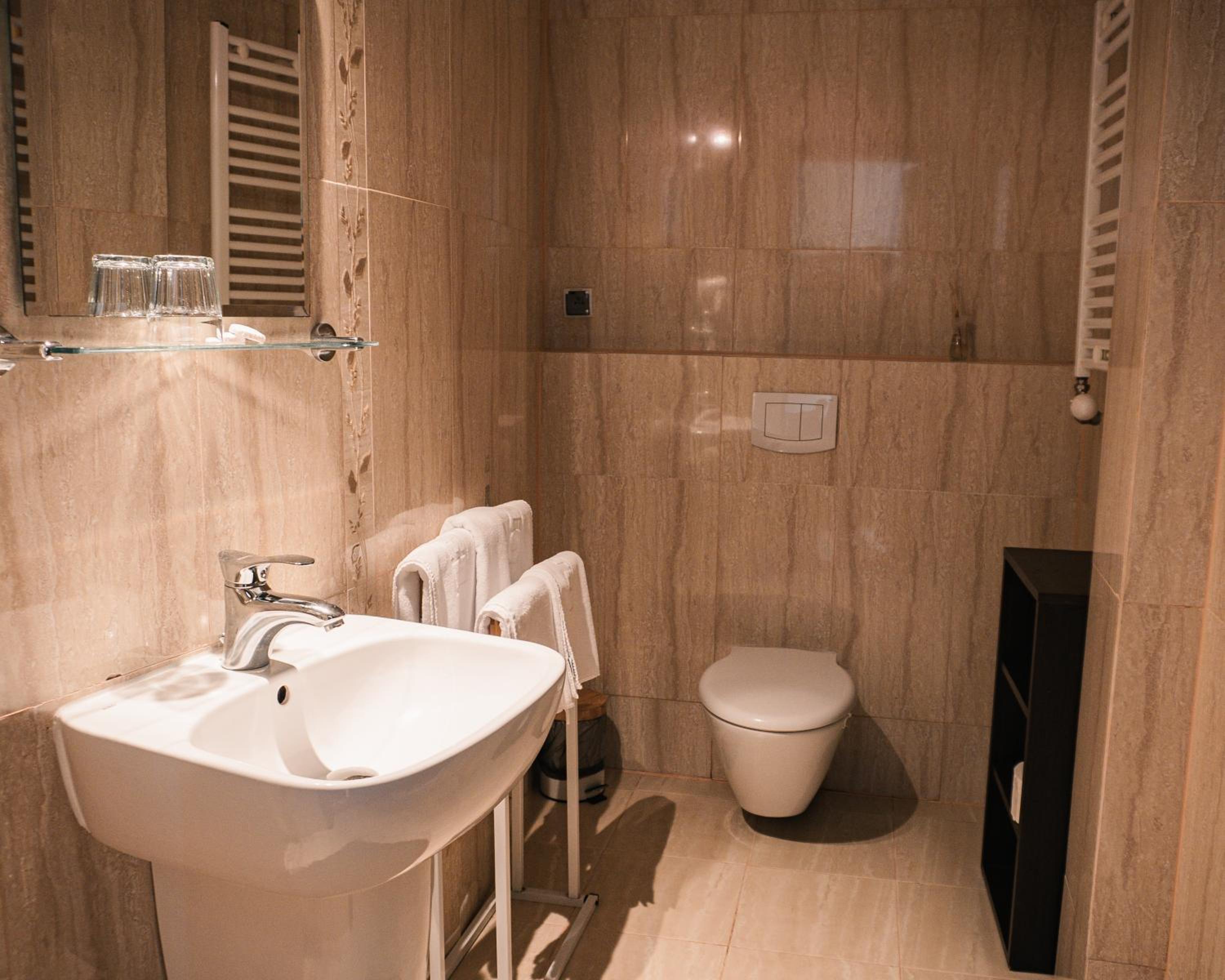 Standard Double Room photo 2