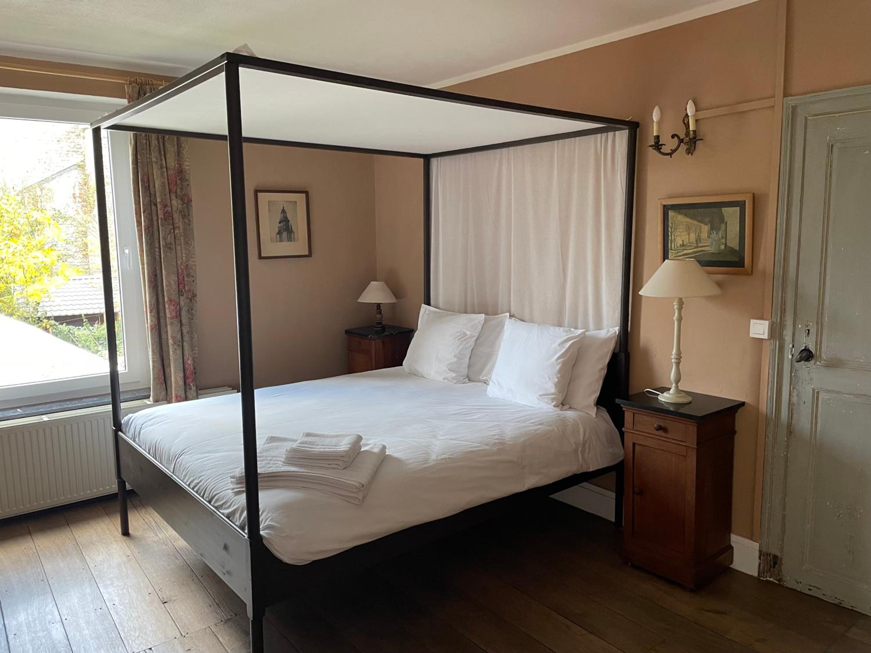 Double Room with Private Bathroom