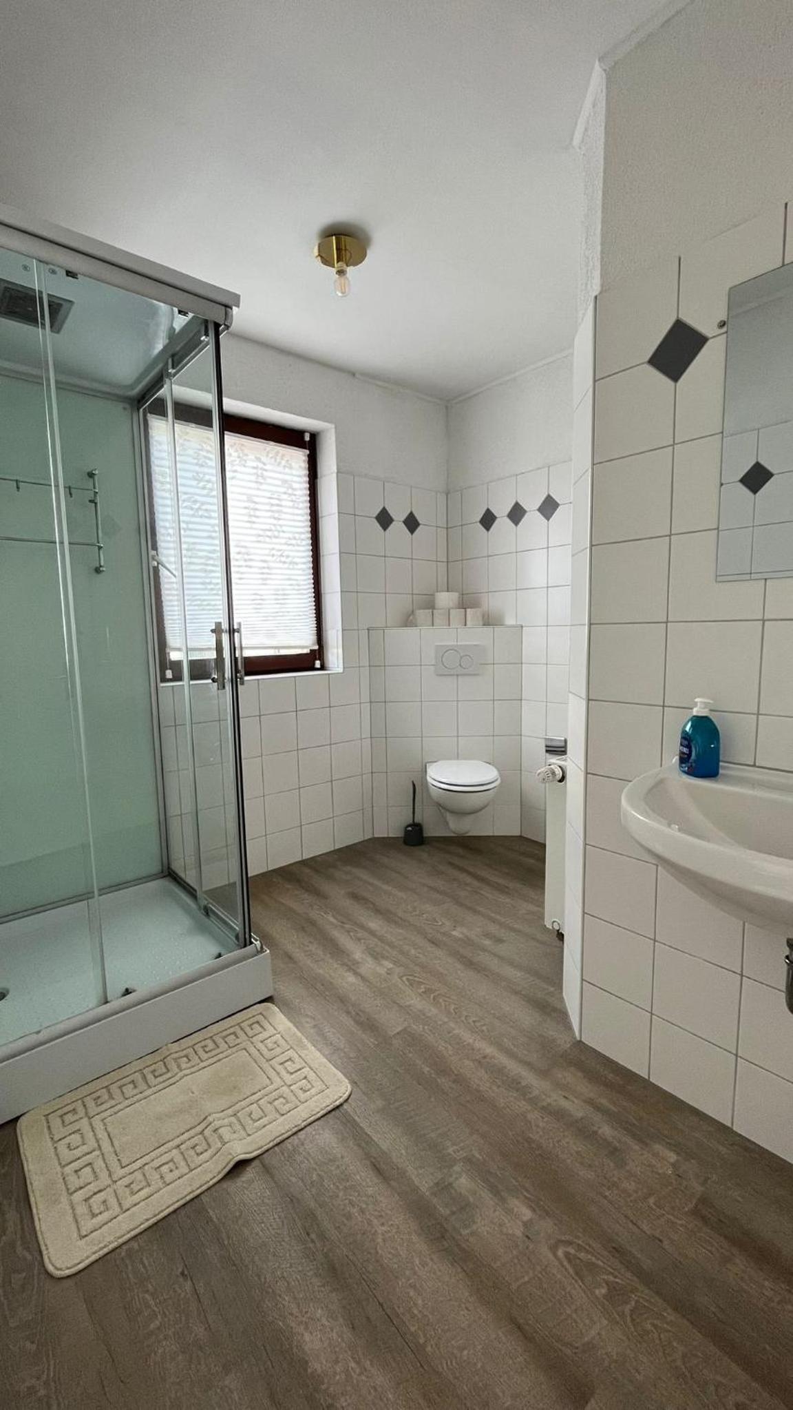 Single Room with Shared Toilet photo 3