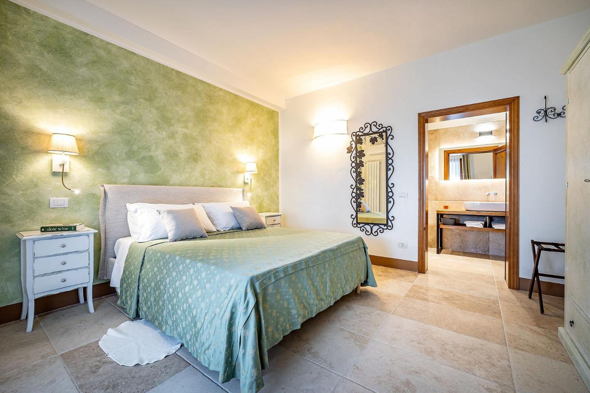 Superior Double Room - Photo 15