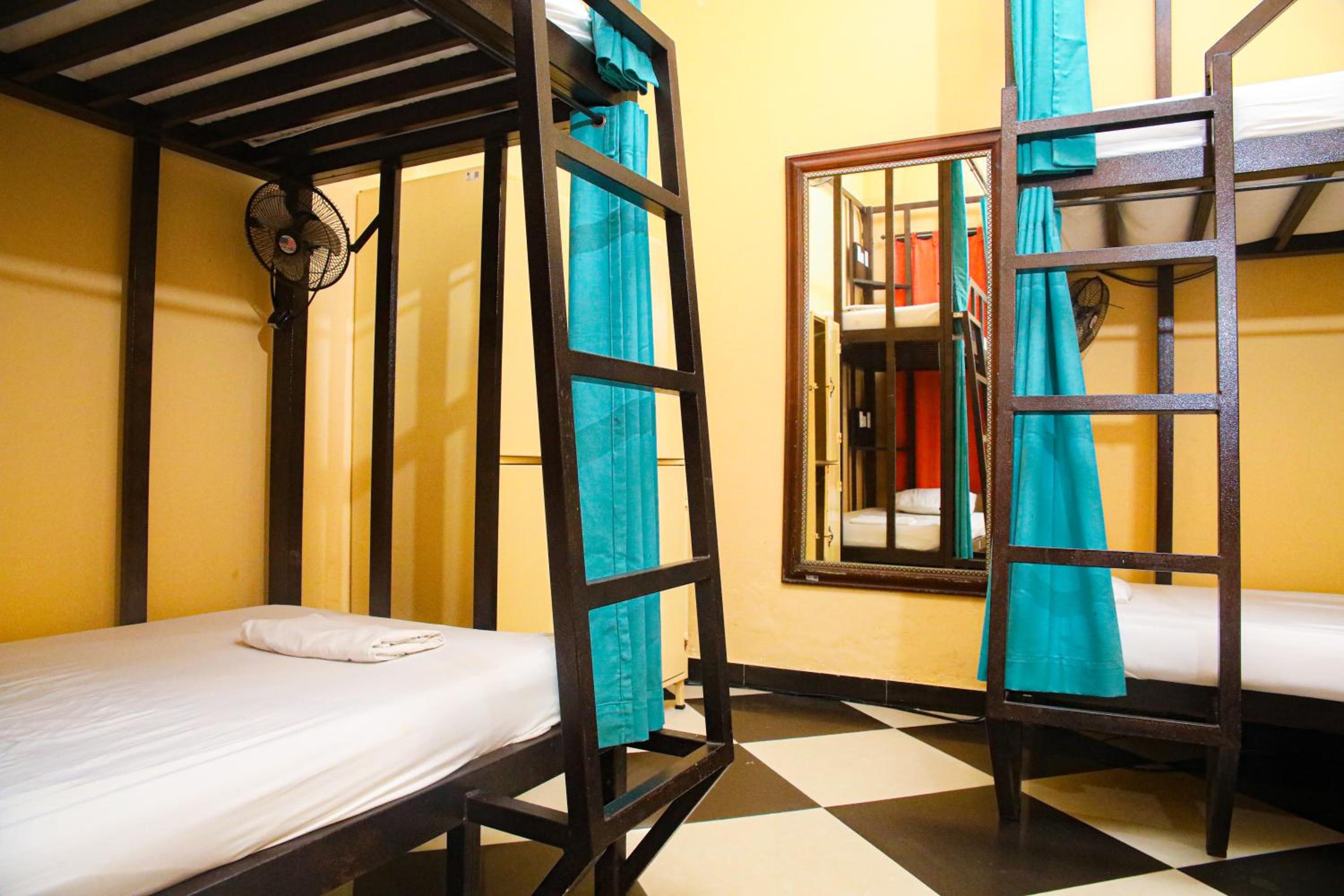 Bed in 4-Bed Mixed Dormitory Room