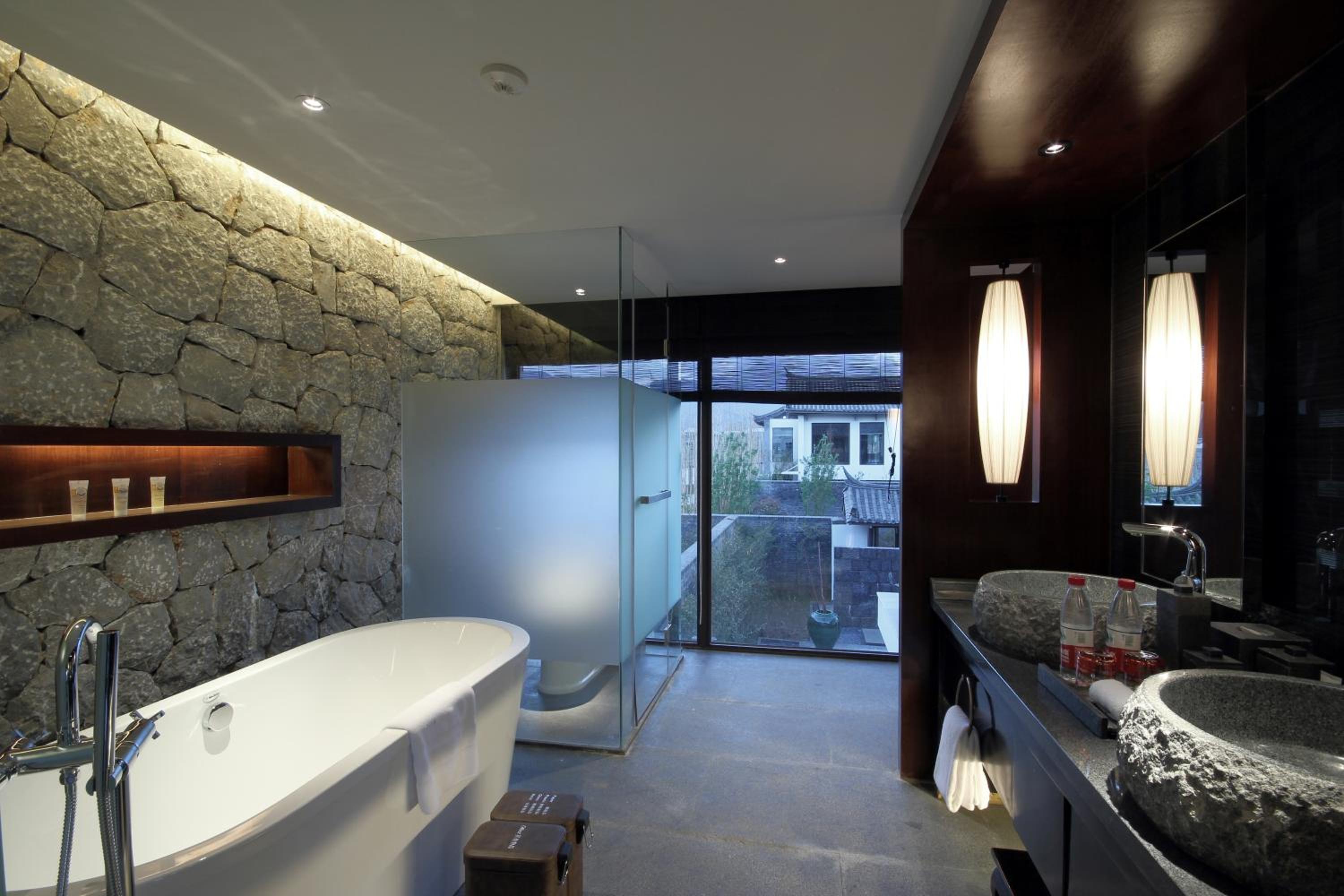 Deluxe Villa Three-Bedrooms - Photo 9